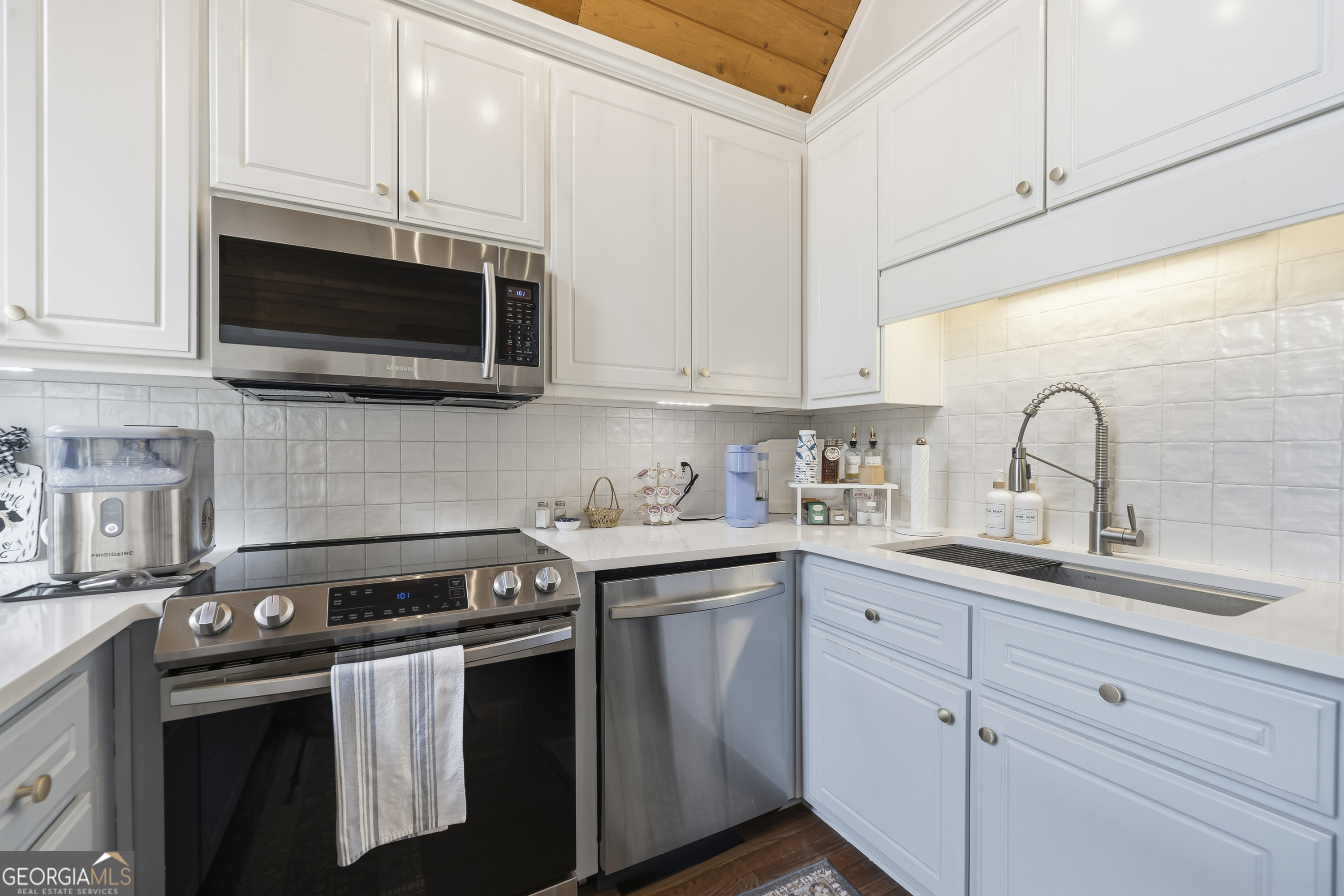336 Cold Branch Road Property Photo 17