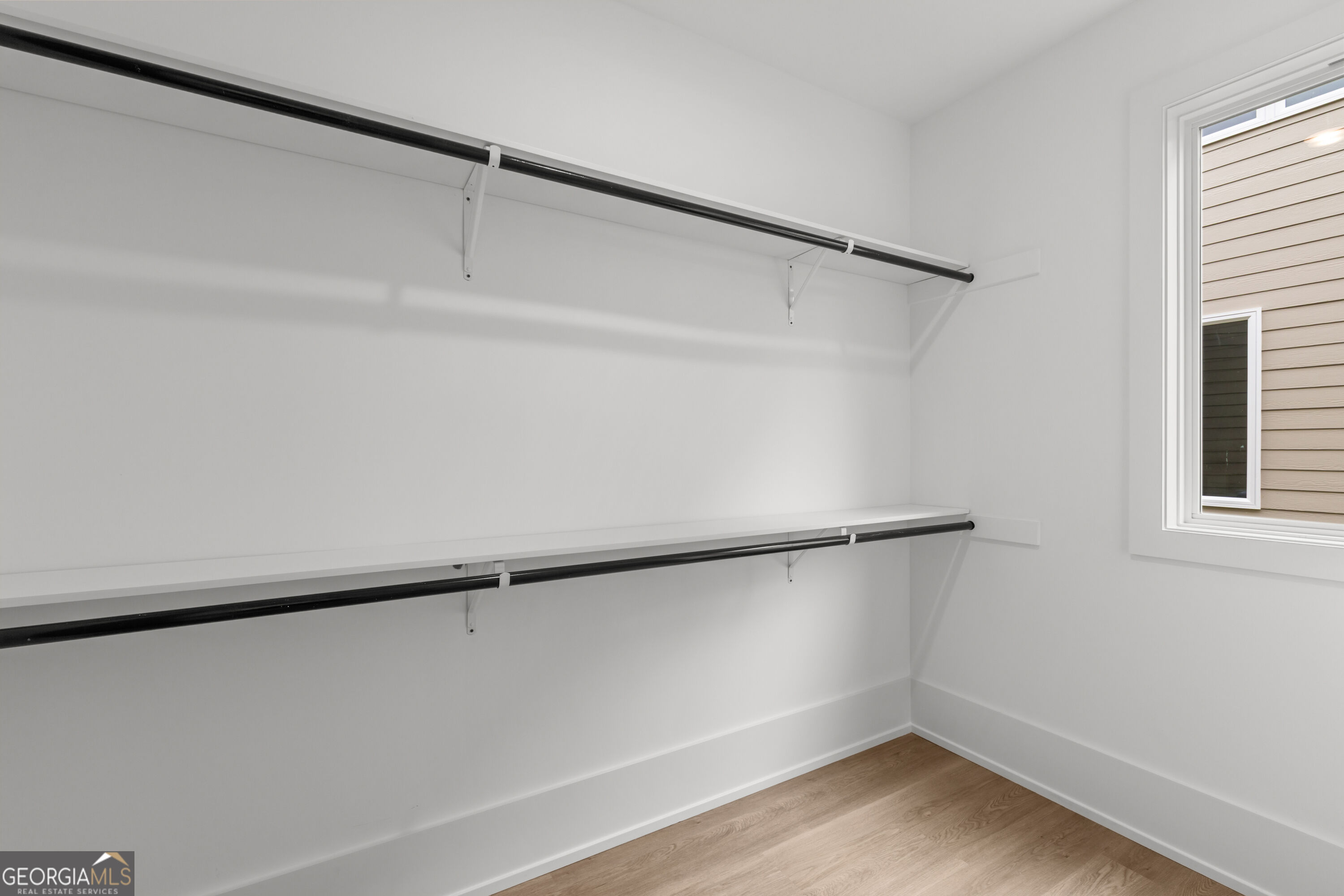 729 Ronaldsay Road Property Photo 16