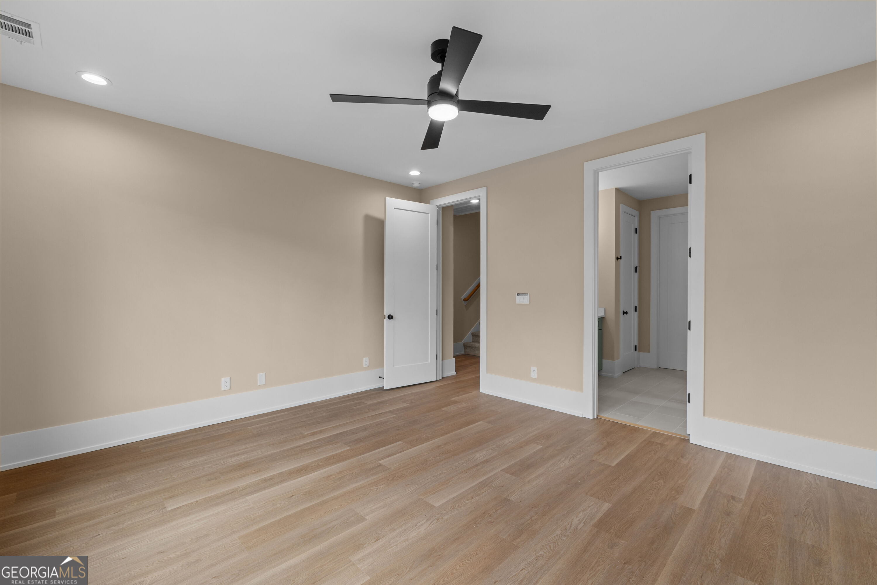 729 Ronaldsay Road Property Photo 33