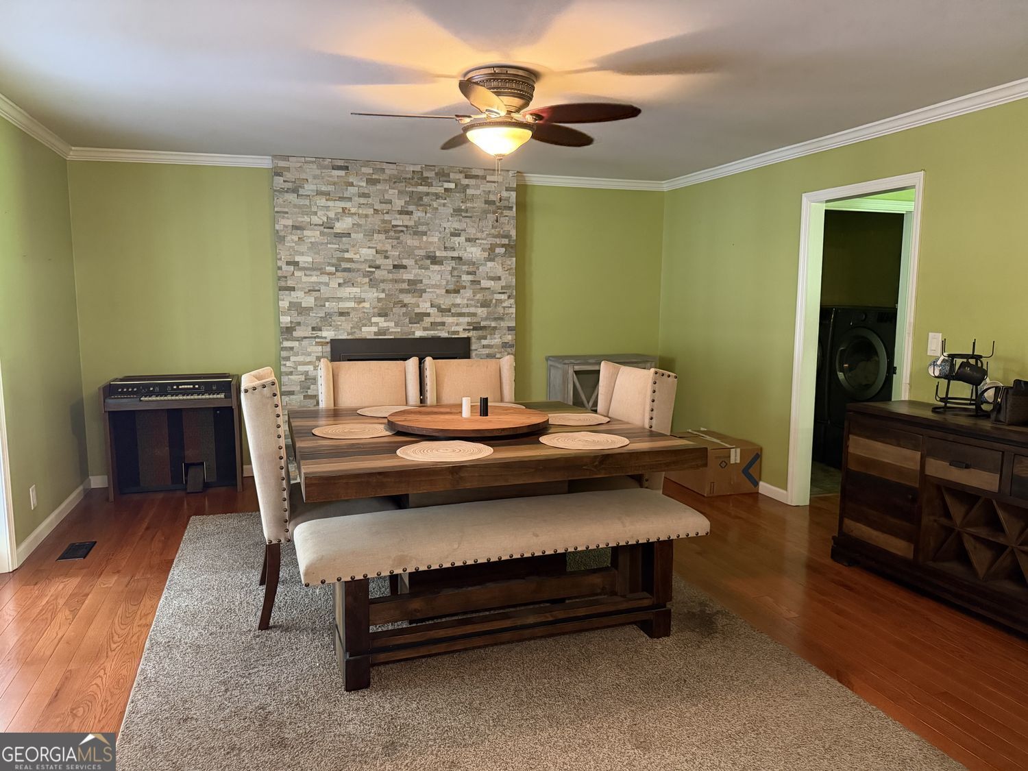 4104 Dinner Bell Lane Property Photo 9
