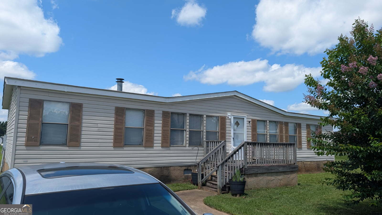 109 Crestmont Court Property Photo 1