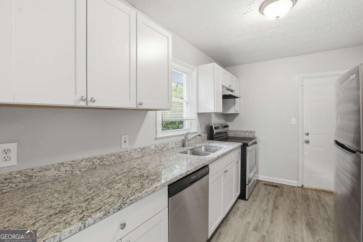 2246 Polar Rock Terrace Sw Property Photo 13
