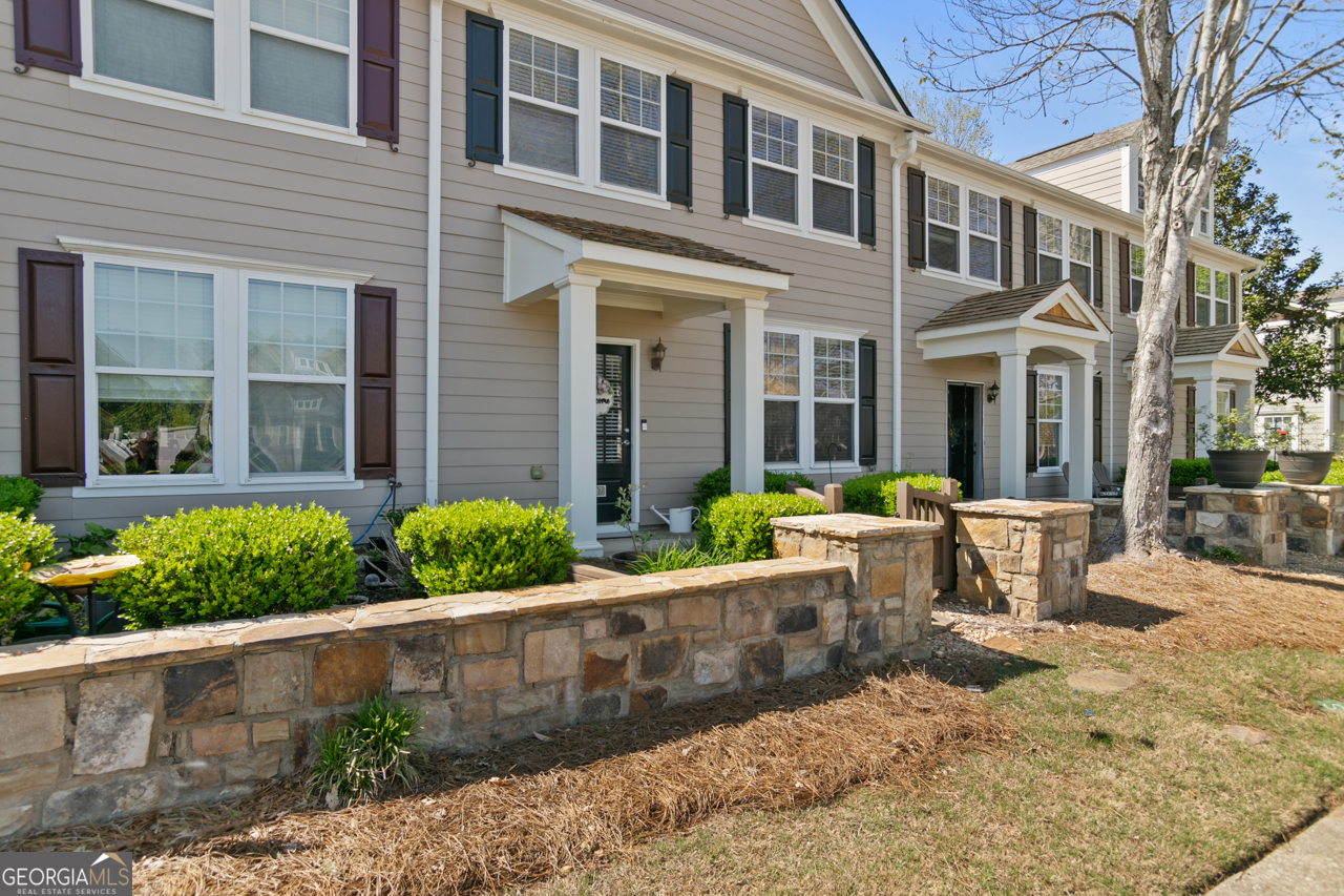 207 River Green Avenue Property Photo 2