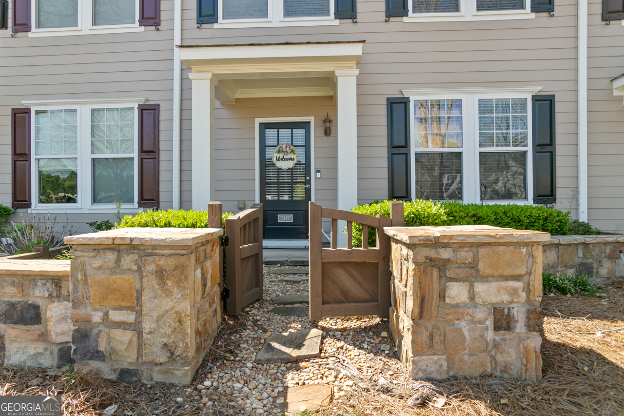 207 River Green Avenue Property Photo 4