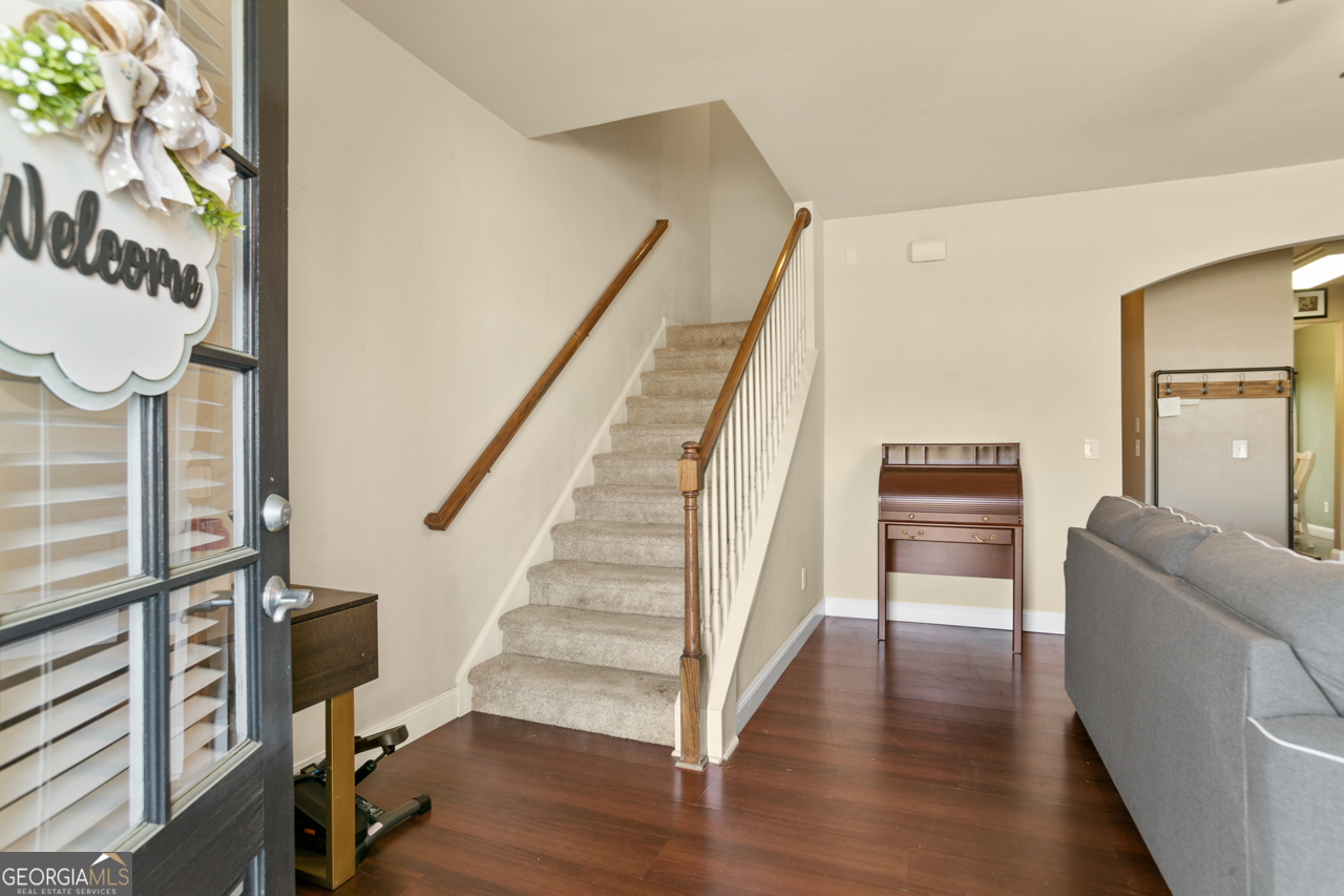 207 River Green Avenue Property Photo 7