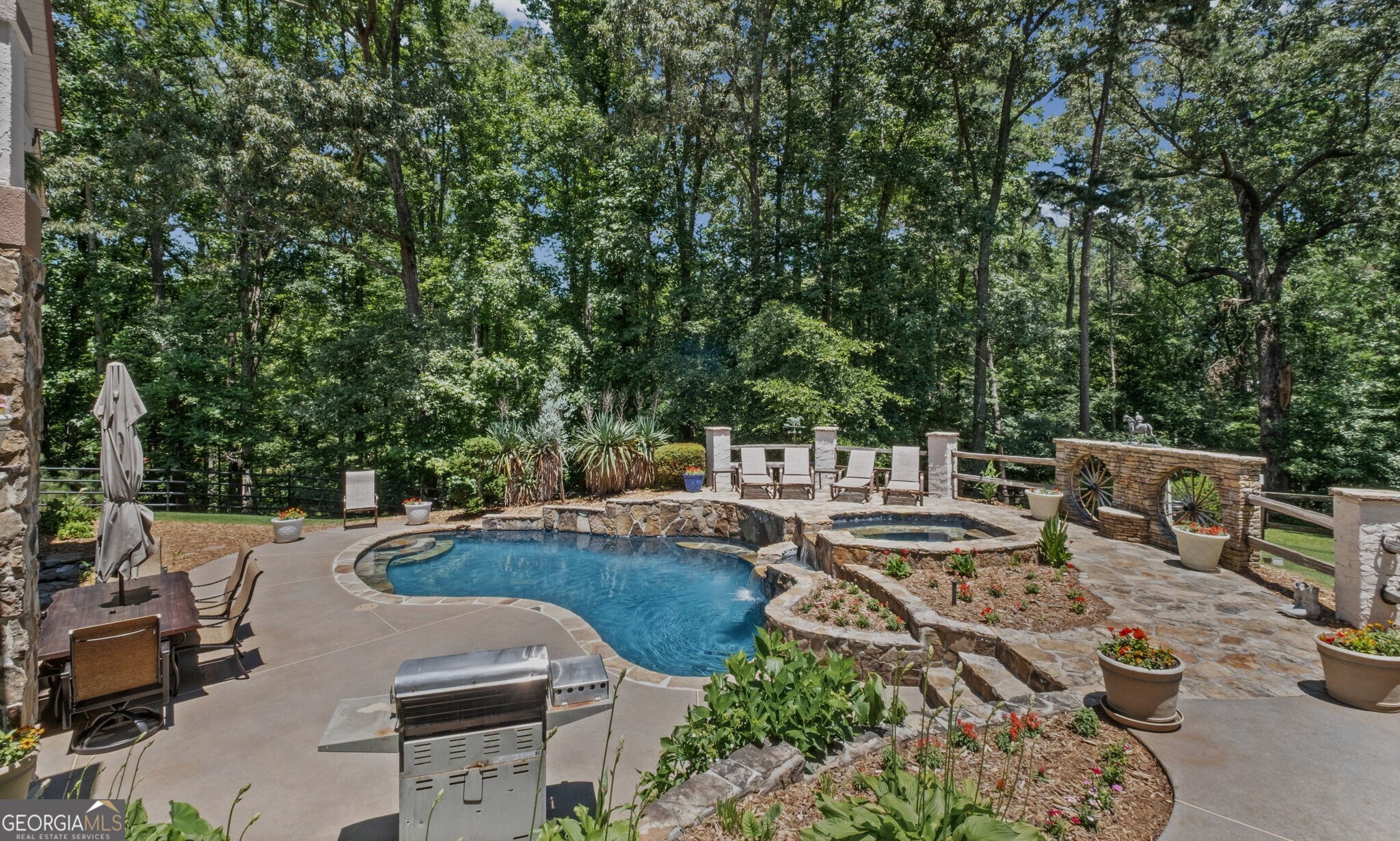 253 Charles Road Property Photo 26