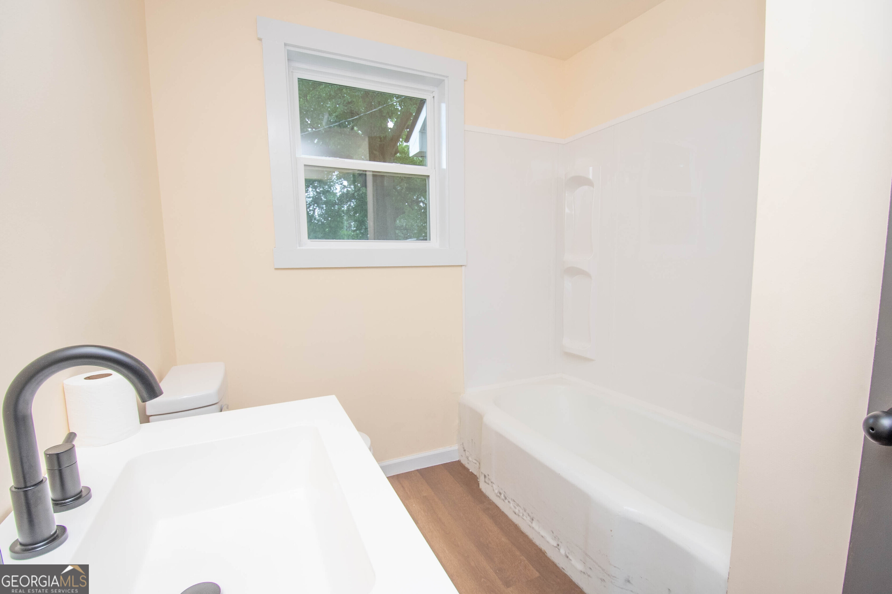 250 Lagrange Street Property Photo 11
