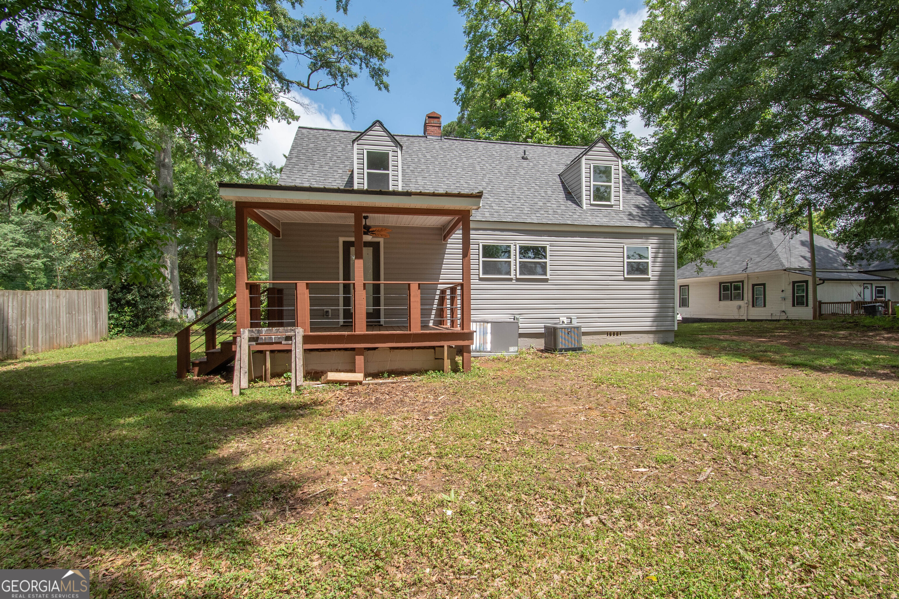 250 Lagrange Street Property Photo 23