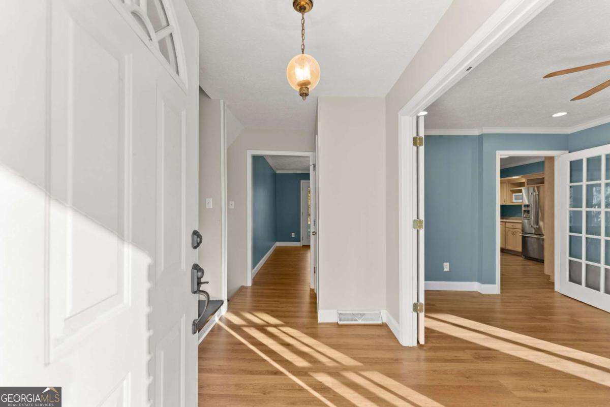 588 Estatohe Circle Property Photo 8
