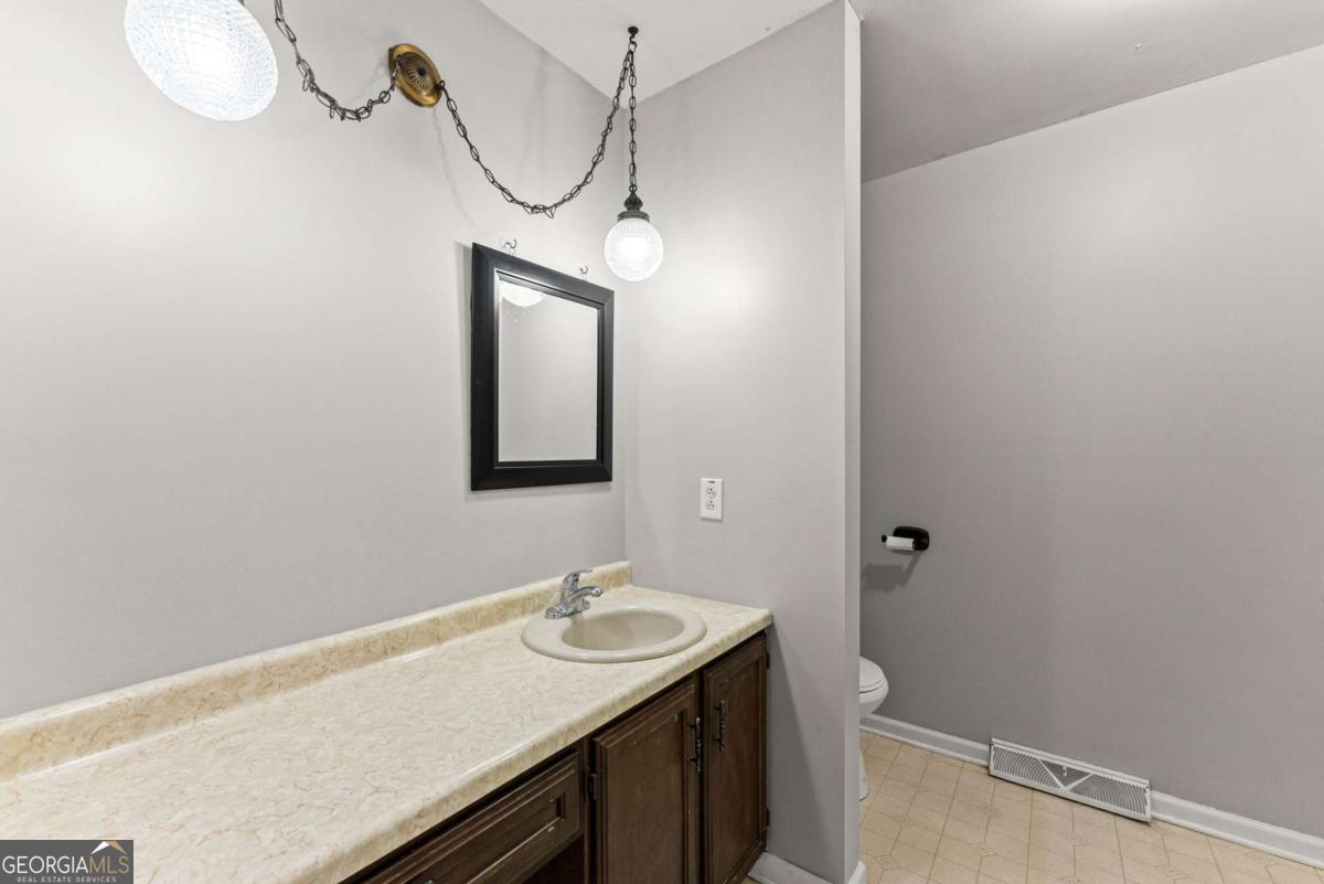 588 Estatohe Circle Property Photo 27