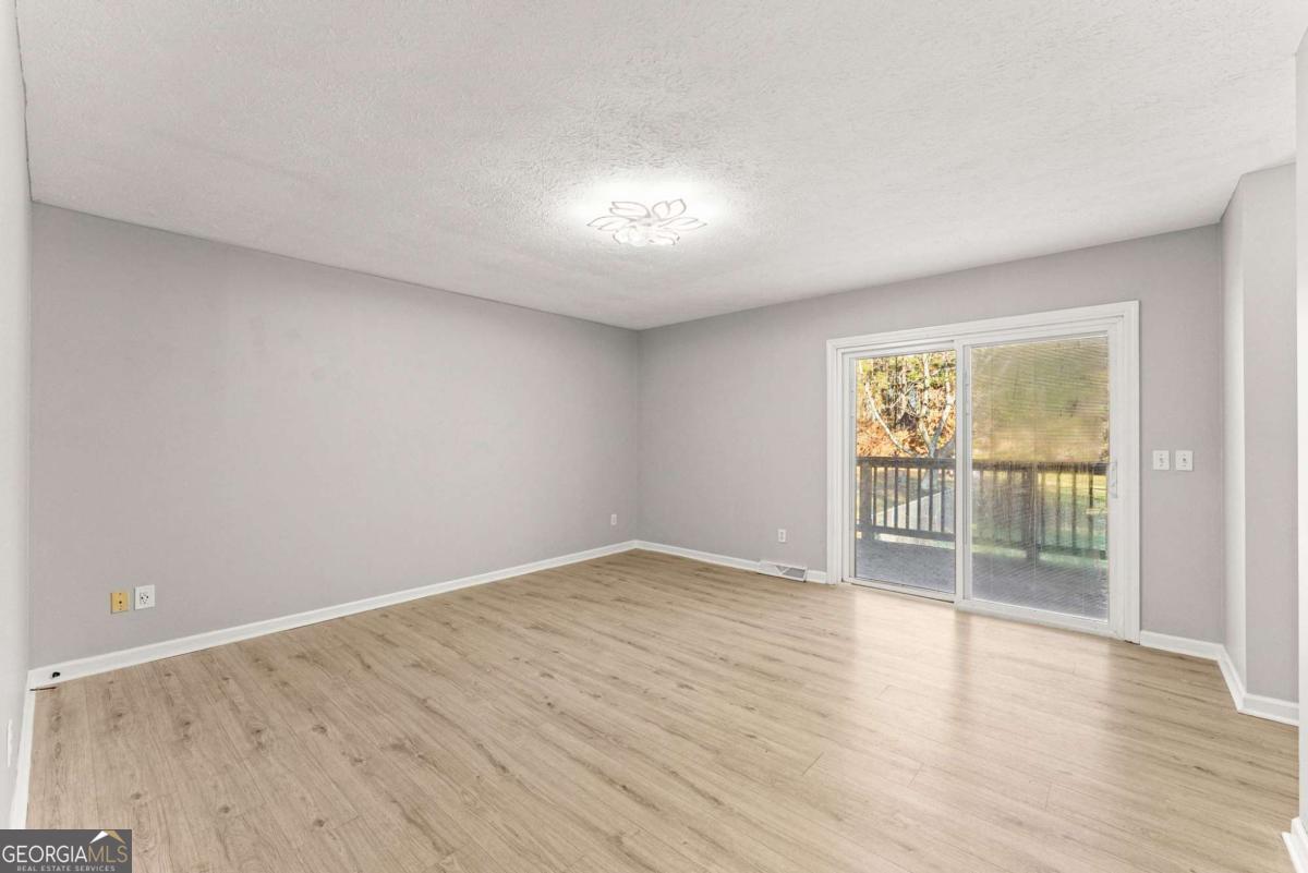 588 Estatohe Circle Property Photo 33