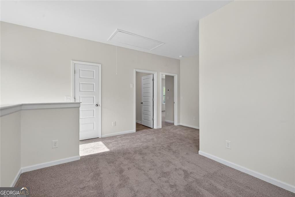 9 Everly Trail Property Photo 14