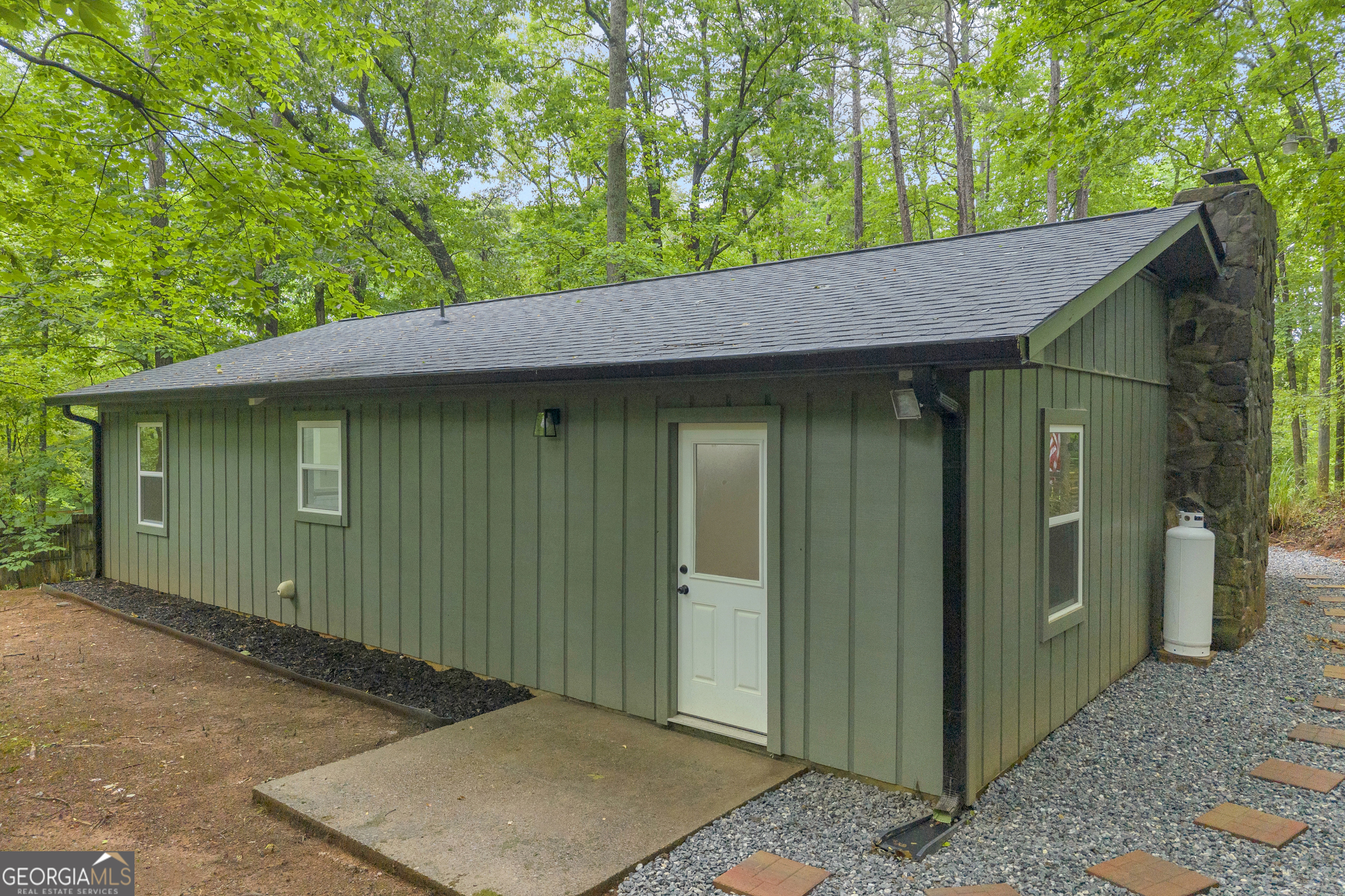 314 Skyview Circle Property Photo 4