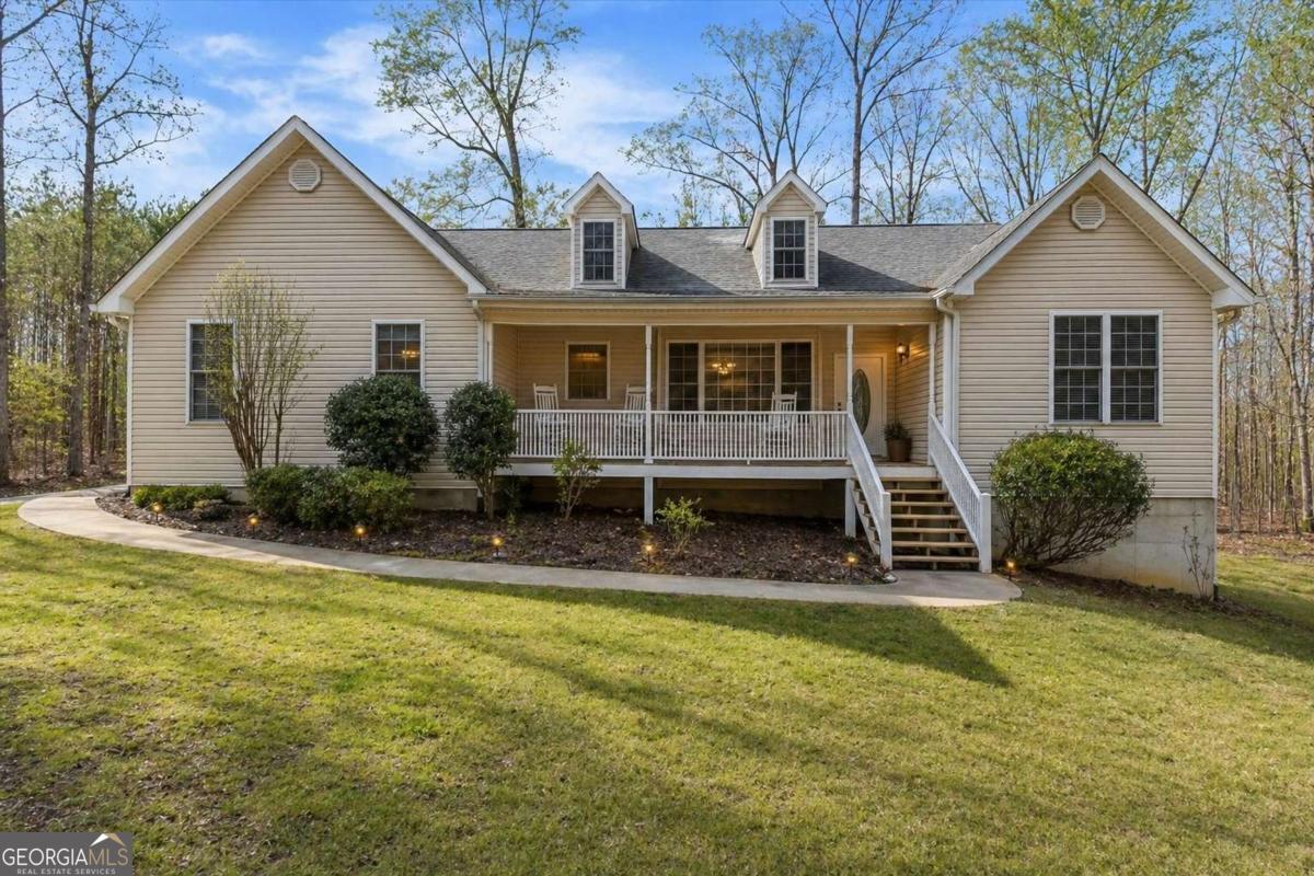 875 Knox Bridge Highway Property Photo 1