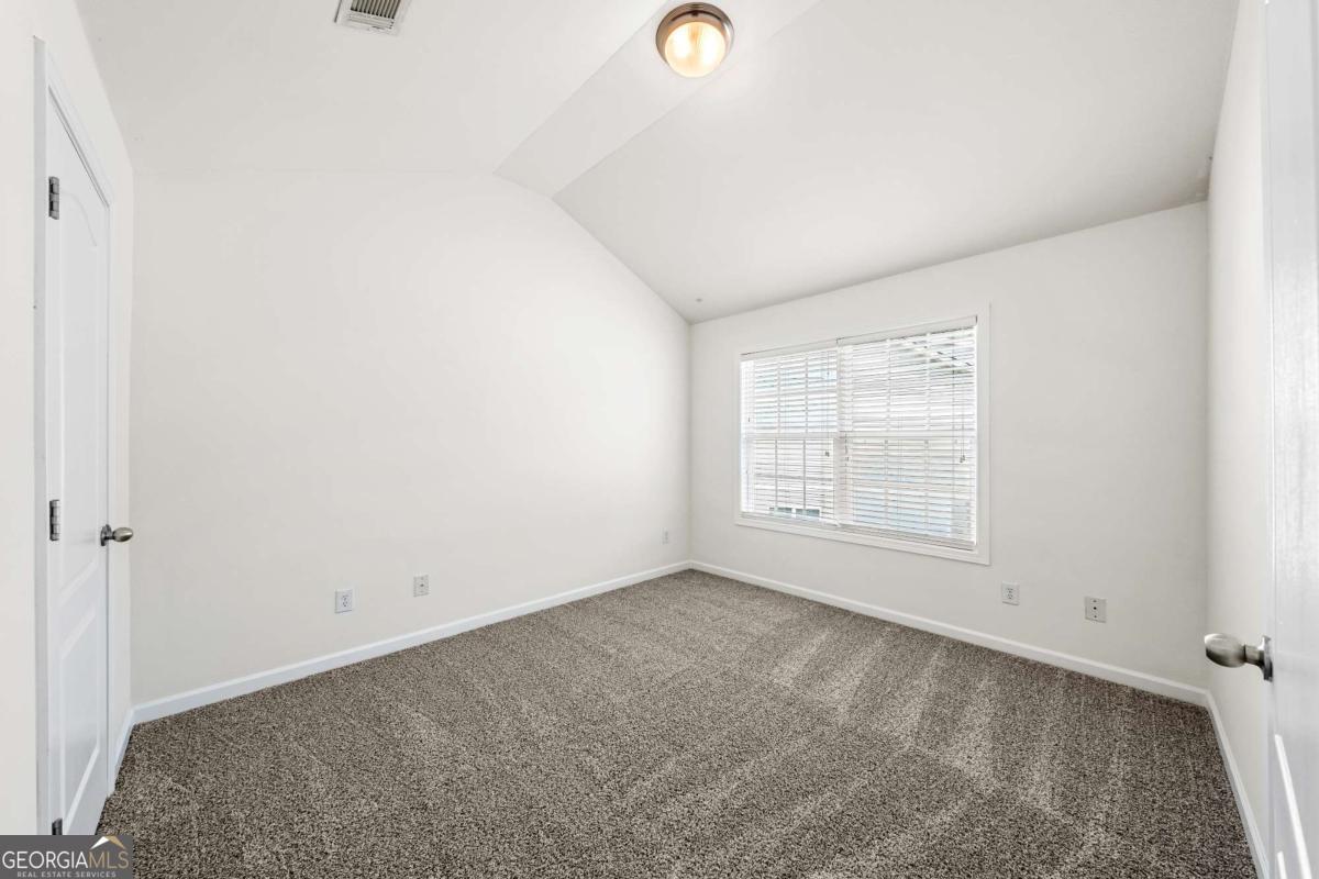 6643 Silk Tree Pointe Property Photo 25
