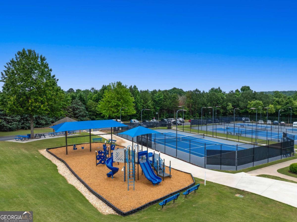 6643 Silk Tree Pointe Property Photo 30
