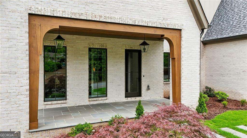 680 Edgewater Trail Property Photo 2