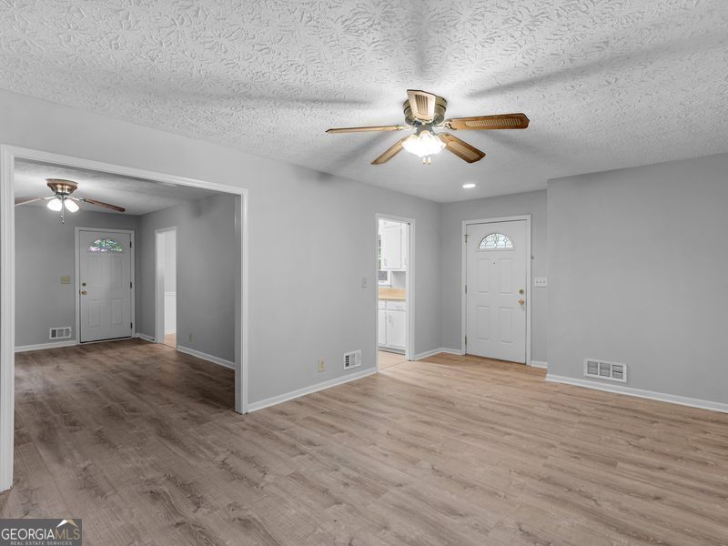 260 Pinehurst Drive Property Photo 4