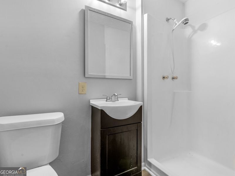 260 Pinehurst Drive Property Photo 15
