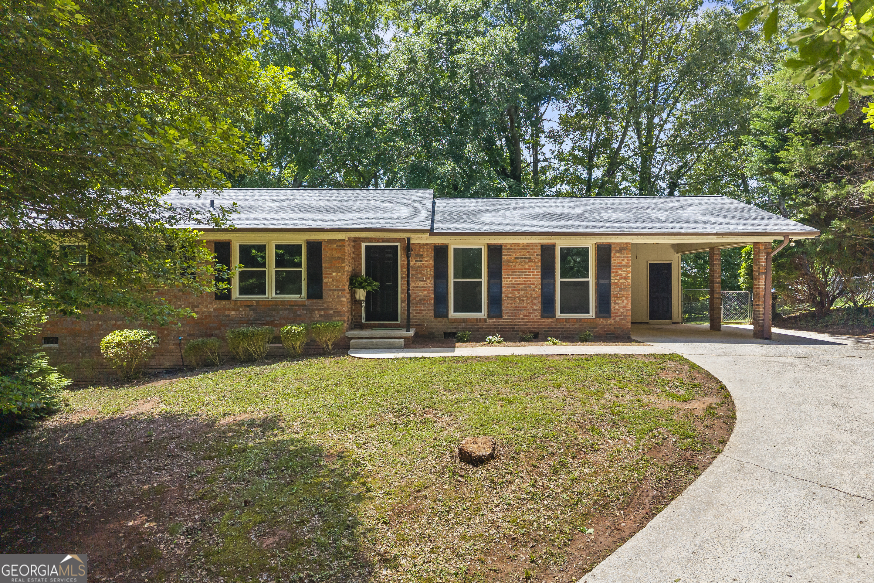 258 Pebble Creek Drive Property Photo 1