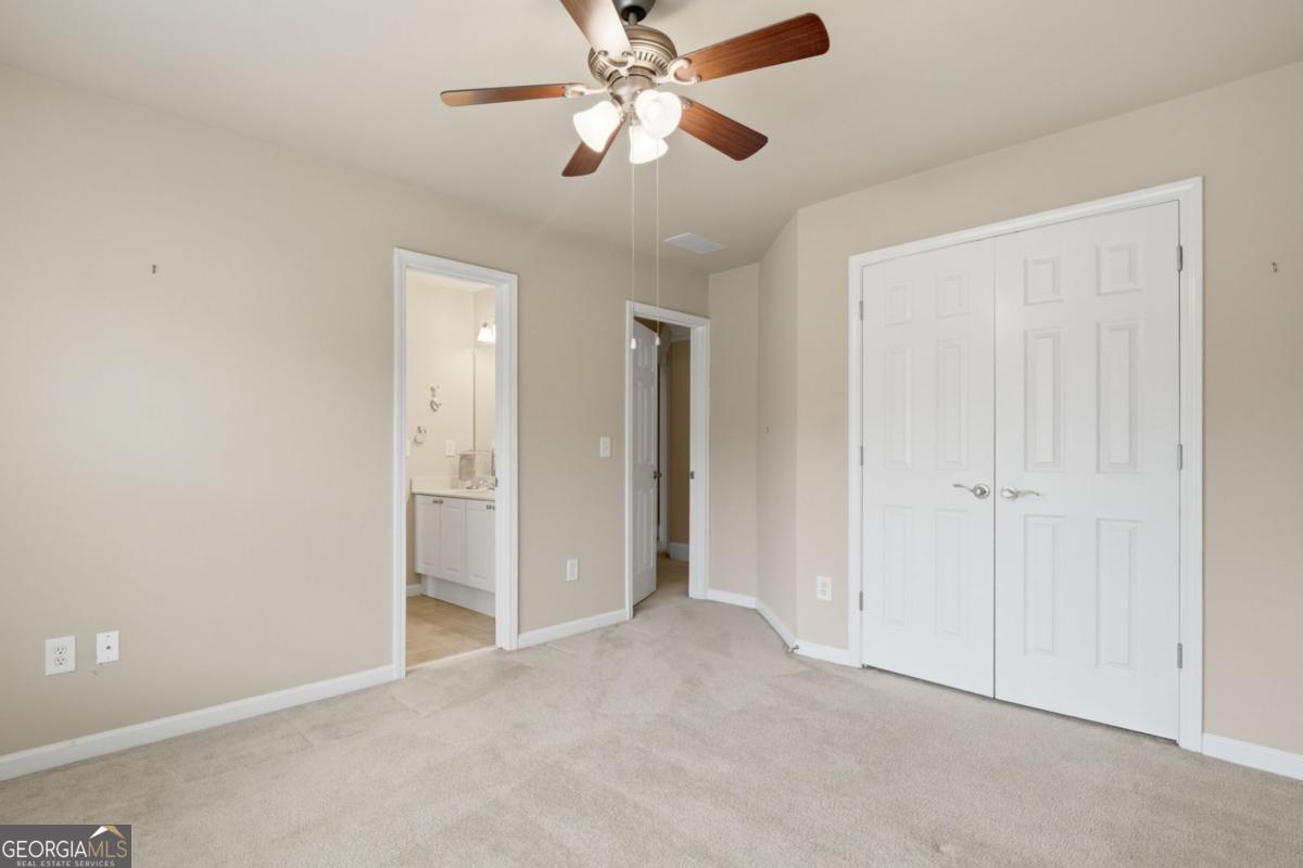 715 Crescent Circle Property Photo 32