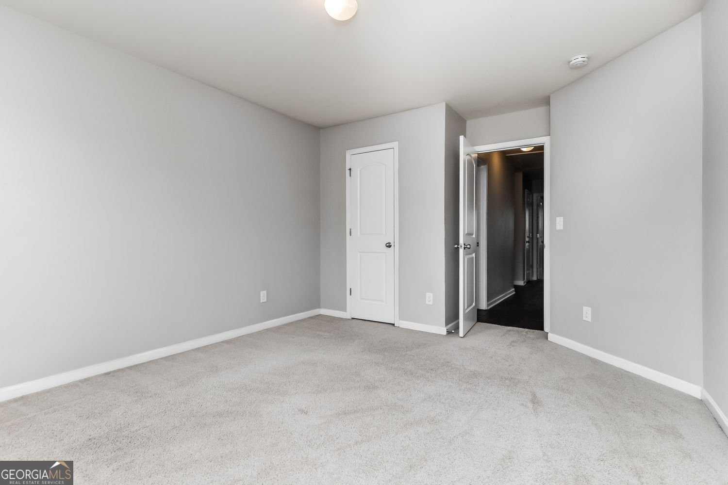 1515 Hydrangea Lane Property Photo 16