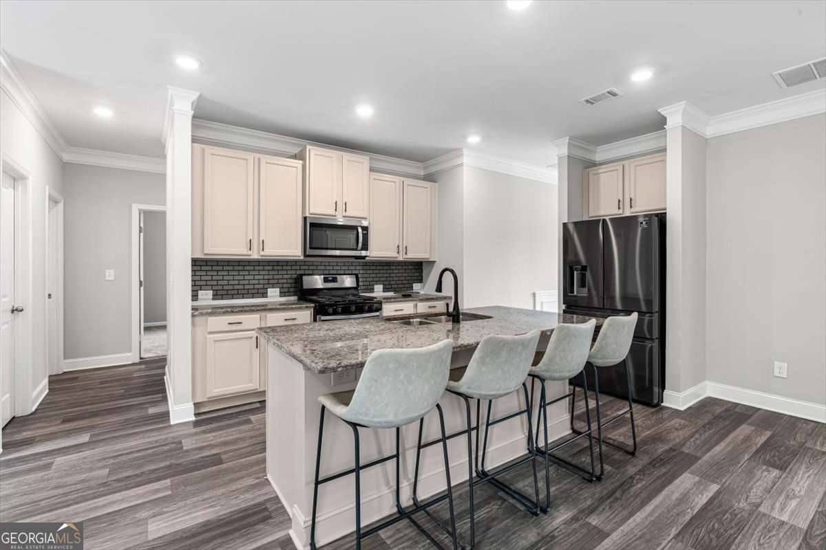 6830 Lancaster Crossing Property Photo 18