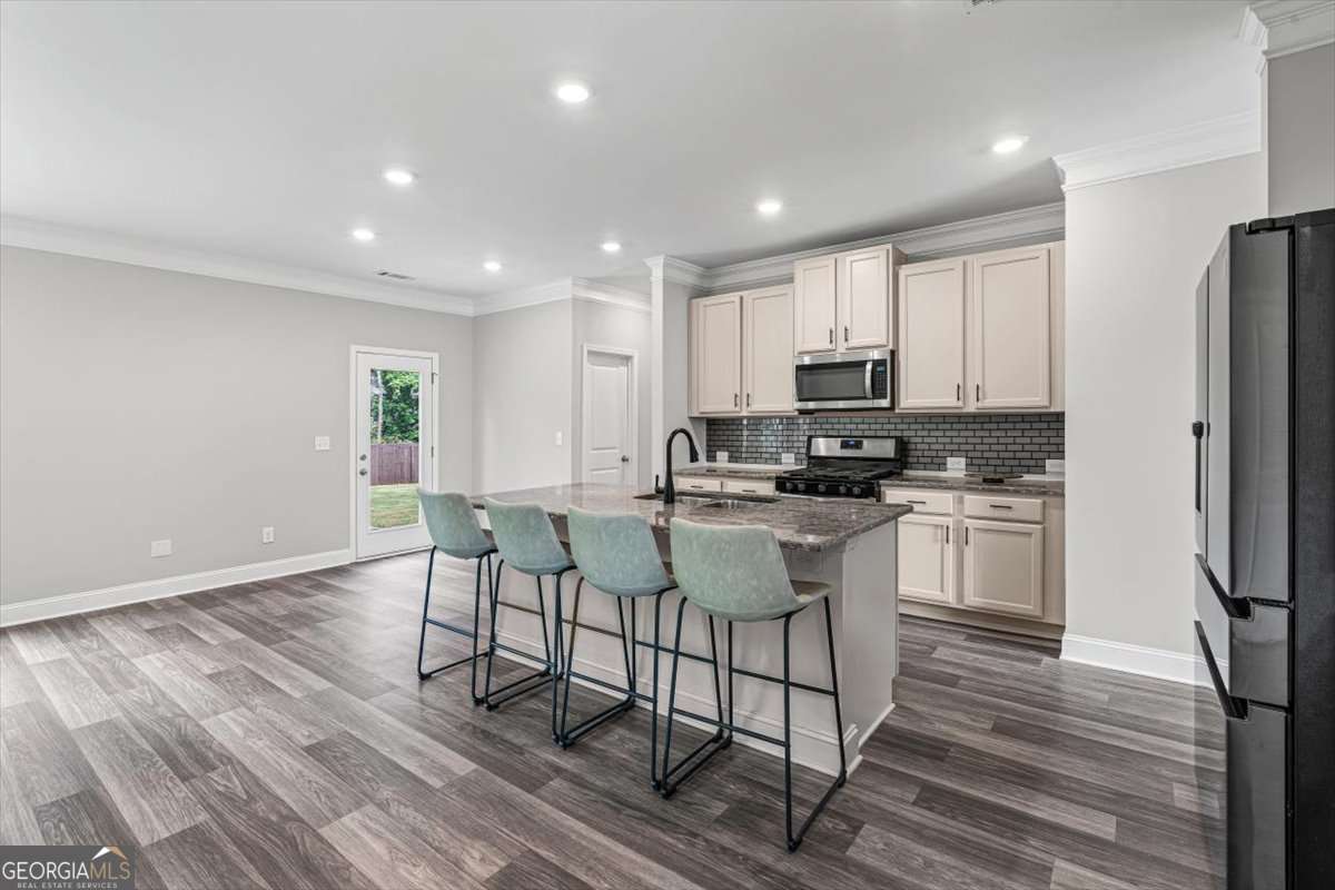 6830 Lancaster Crossing Property Photo 20