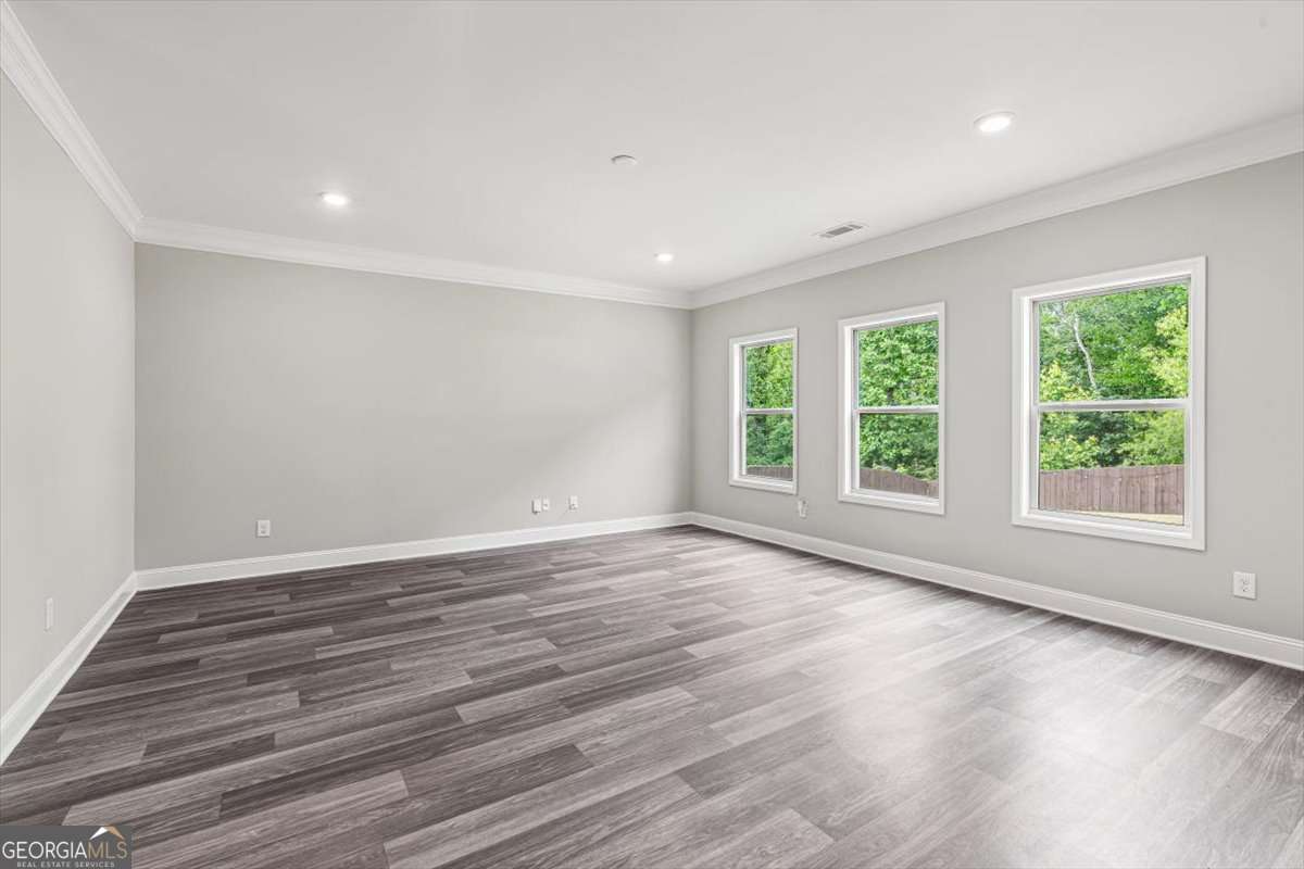 6830 Lancaster Crossing Property Photo 22