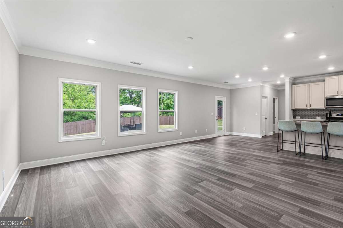 6830 Lancaster Crossing Property Photo 23
