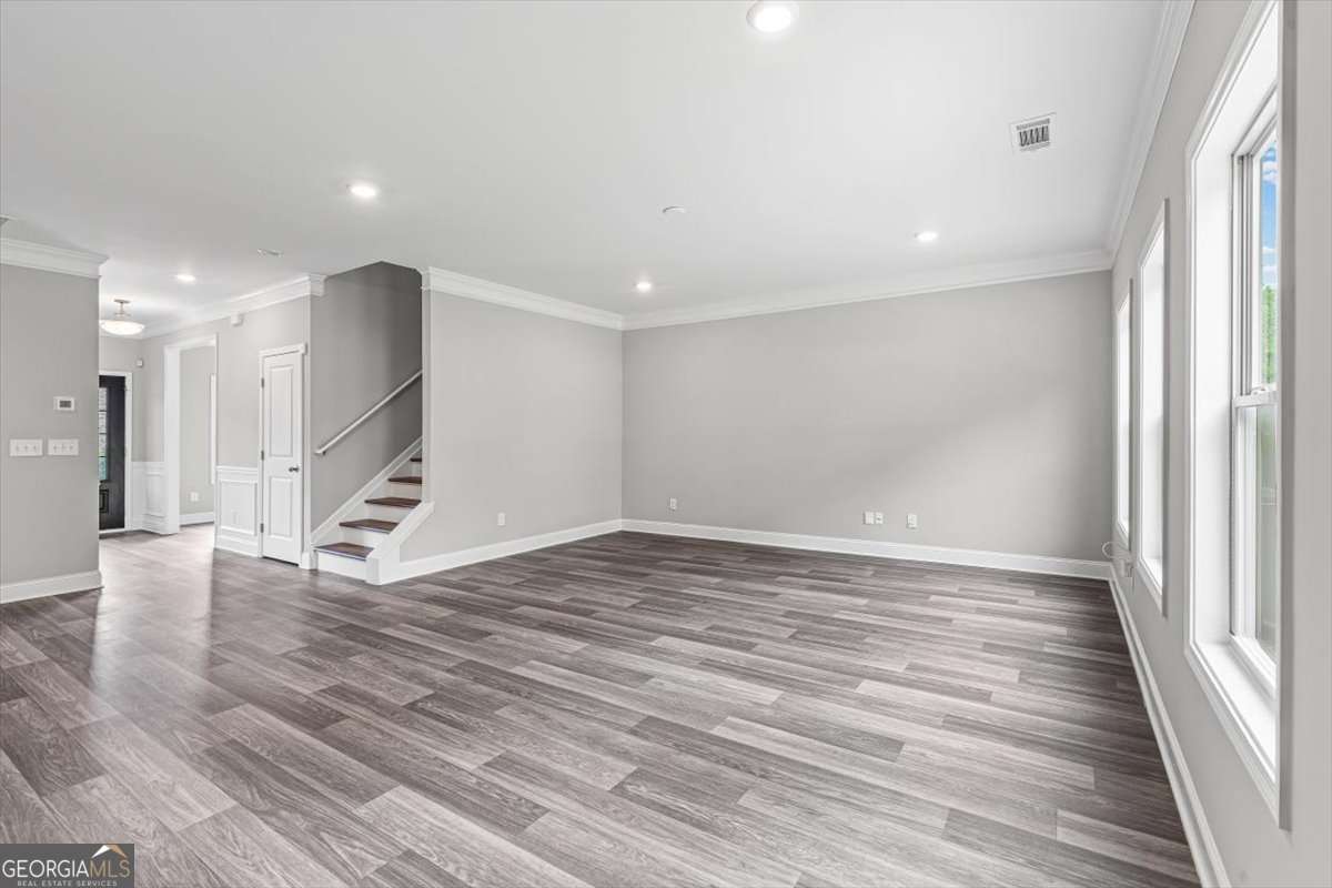 6830 Lancaster Crossing Property Photo 24