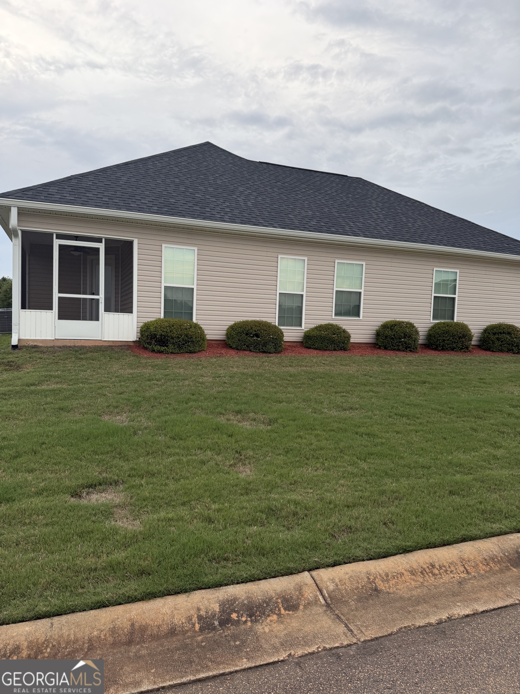 2101 Quail Ridge Lane Property Photo 2
