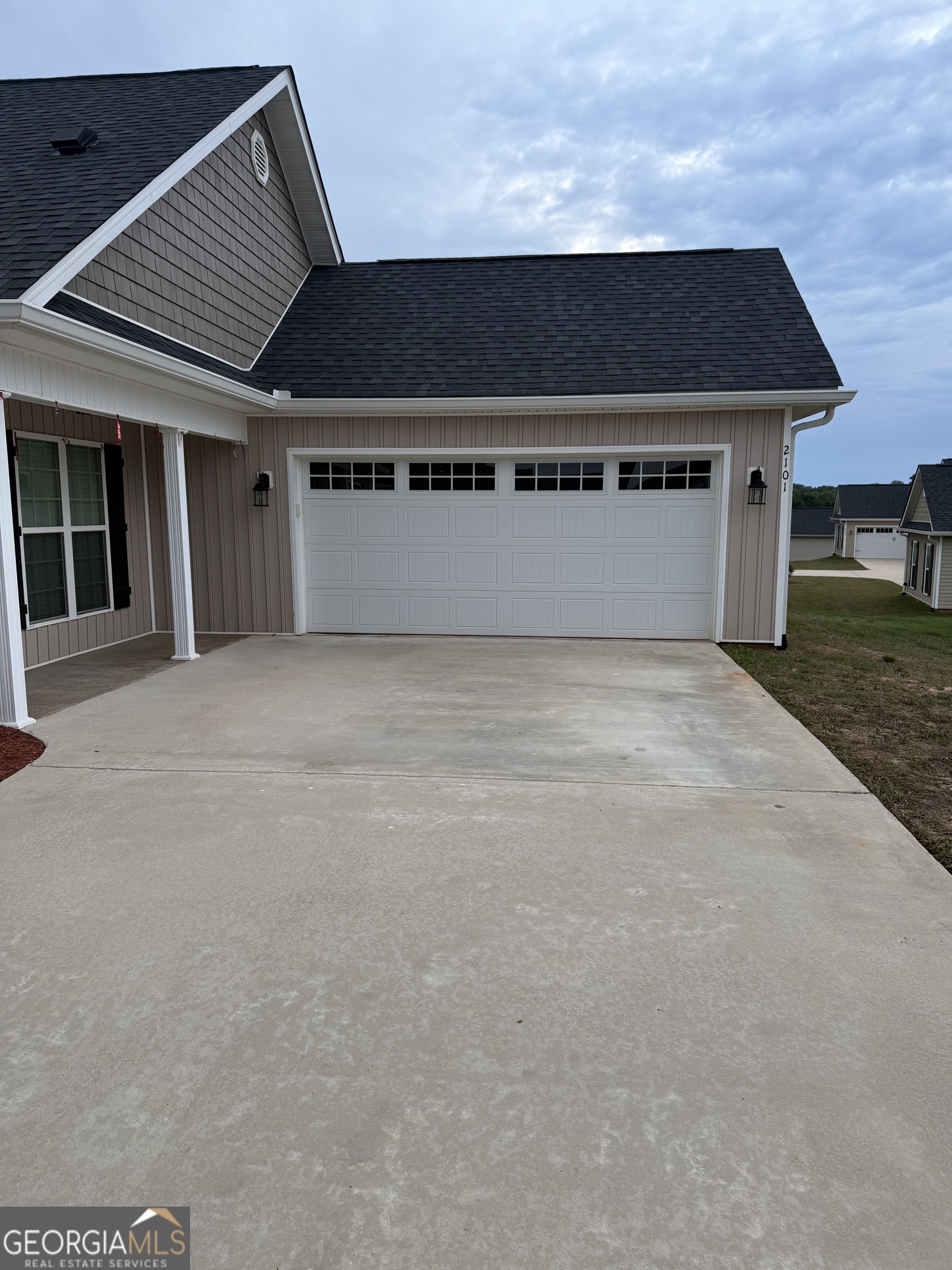 2101 Quail Ridge Lane Property Photo 8