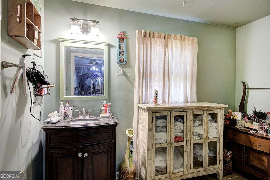 115 Lindsey Drive Property Photo 28