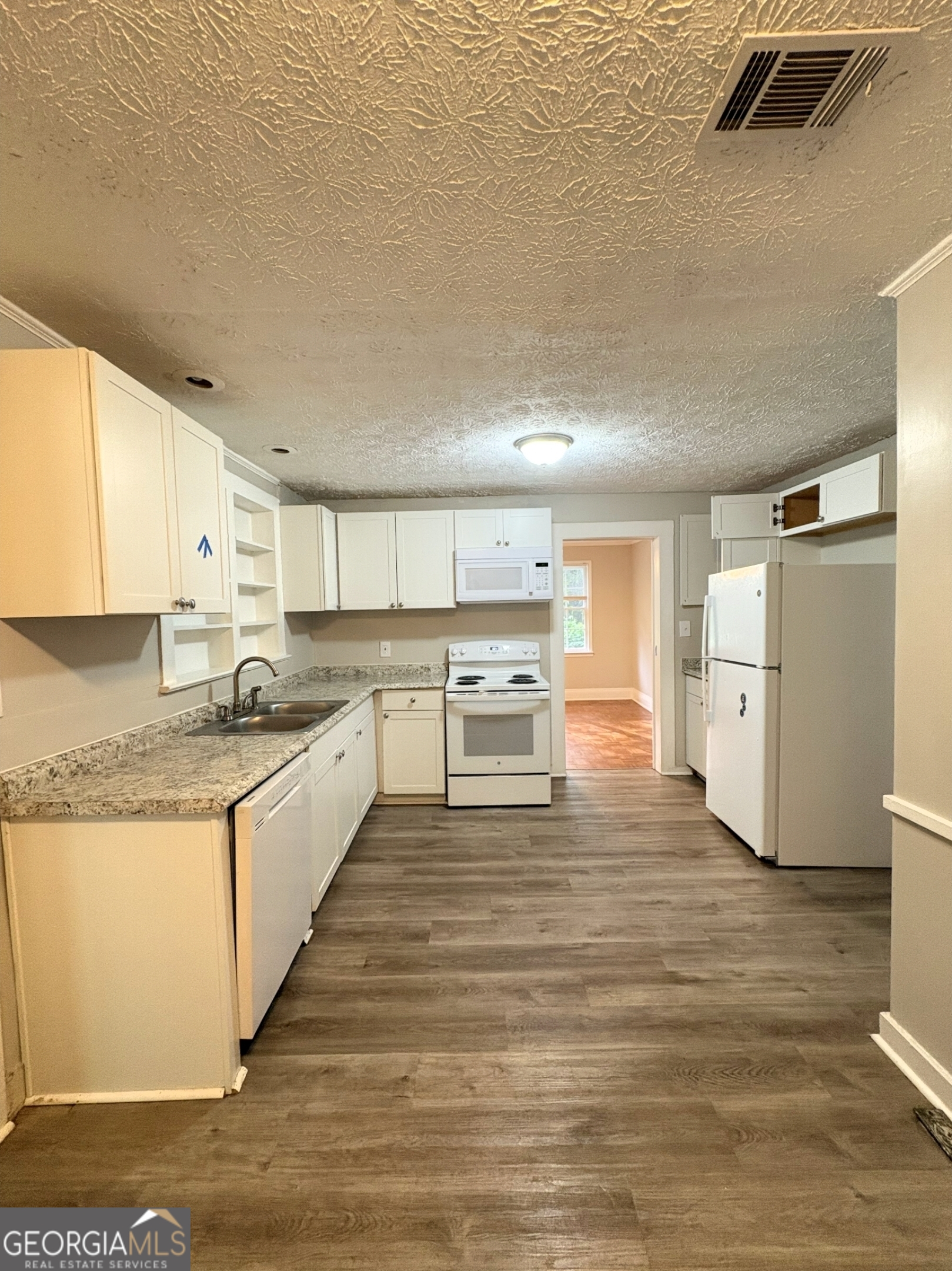 187 Dodgen Road Property Photo 3