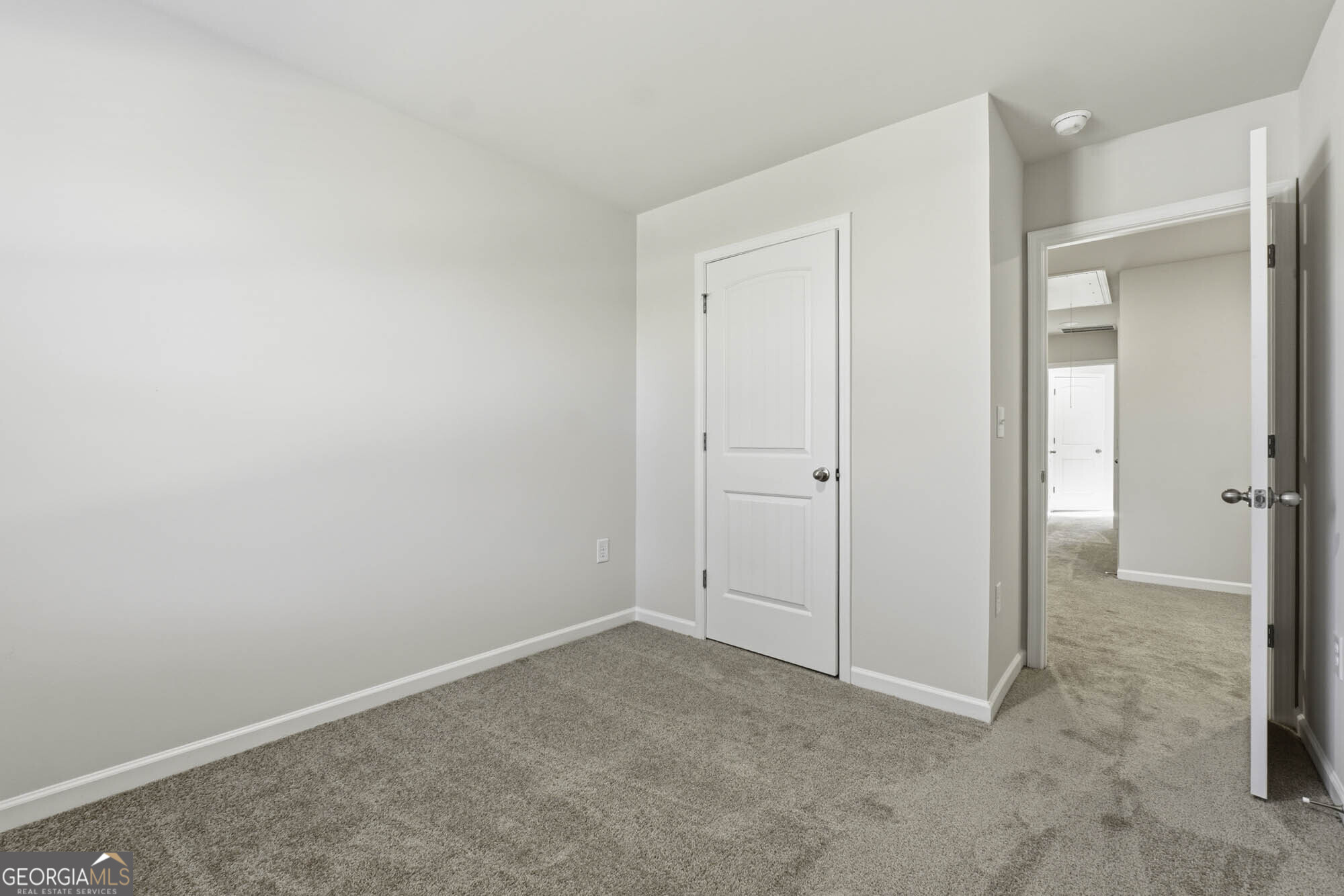 8337 Columbia Court Property Photo 13