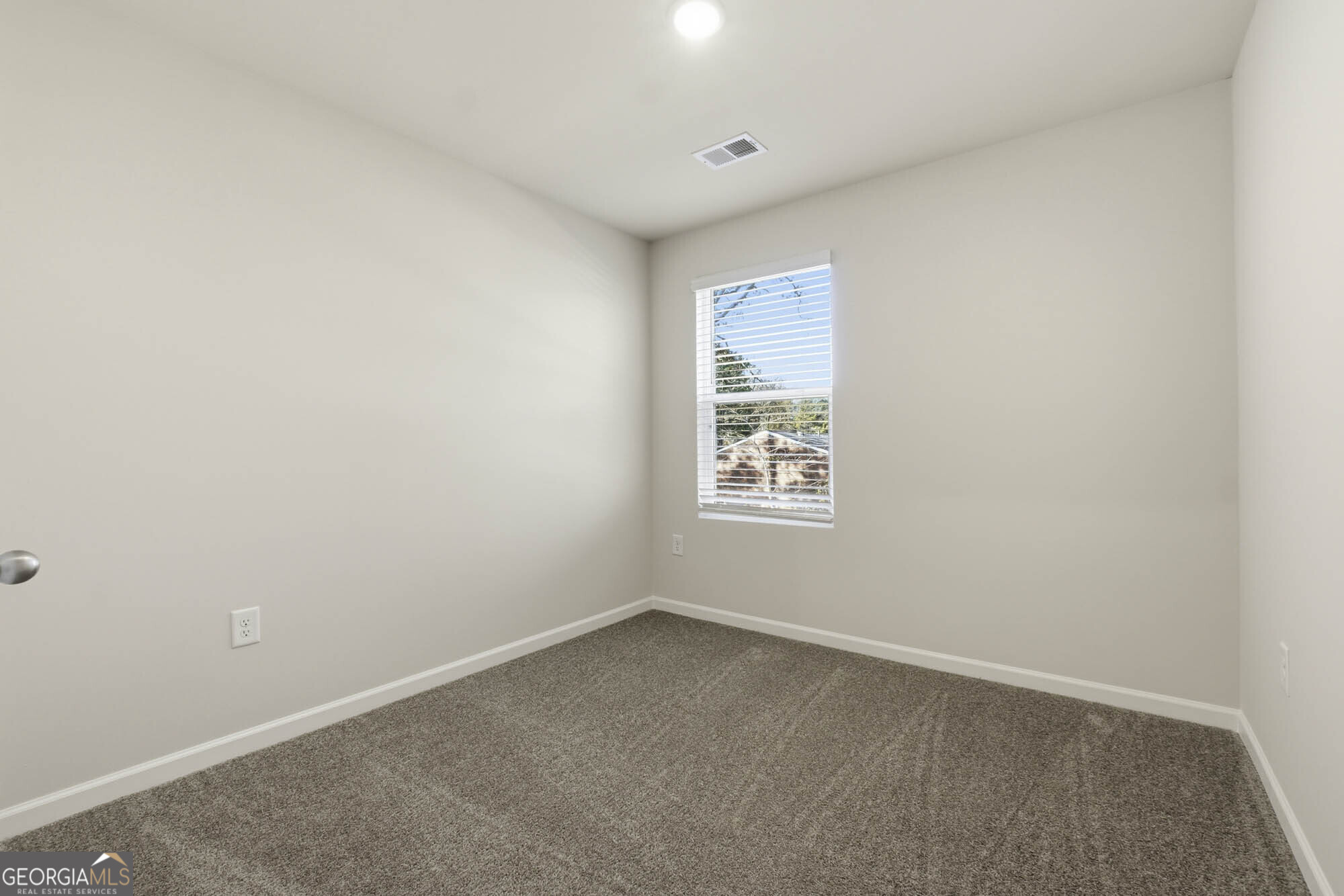 8337 Columbia Court Property Photo 14