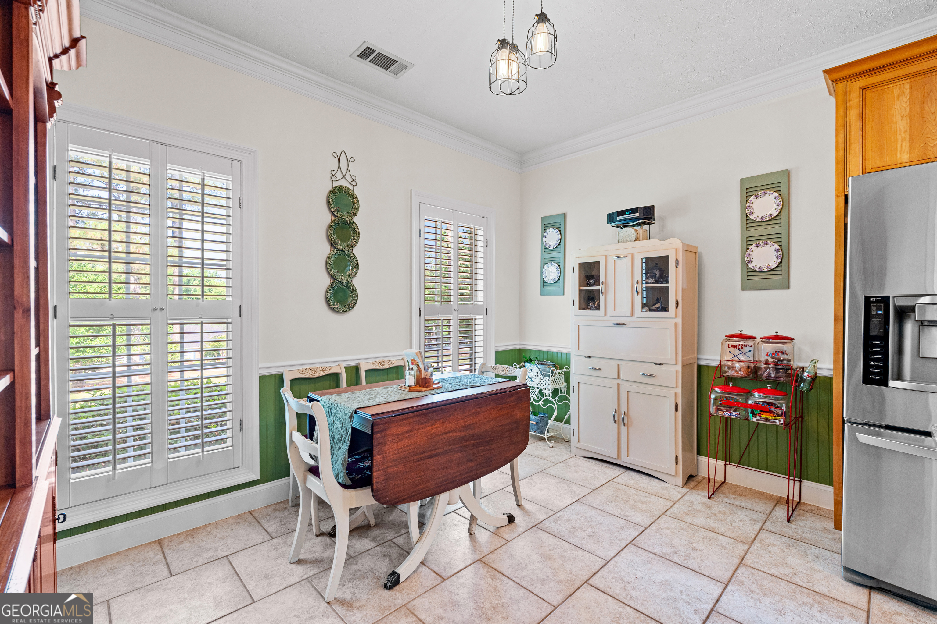 506 Riverside Drive Property Photo 11