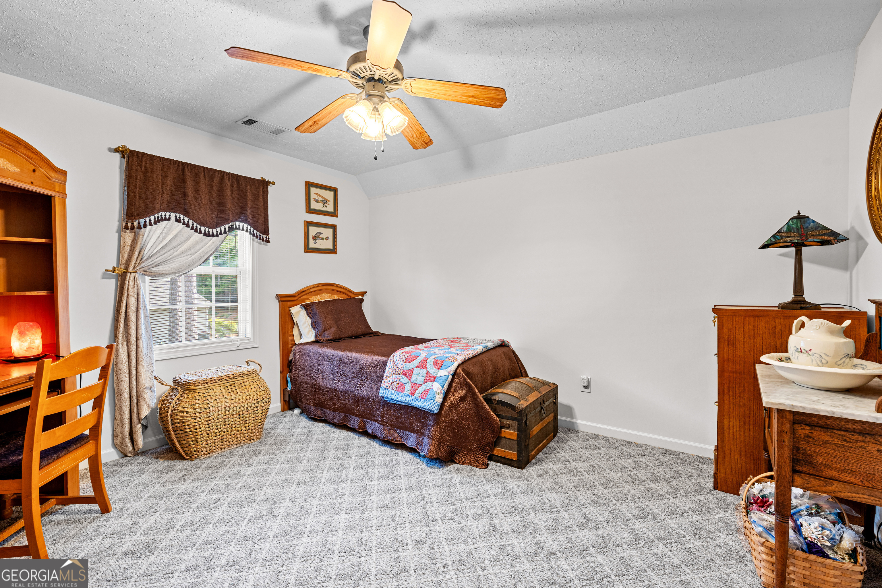 506 Riverside Drive Property Photo 40