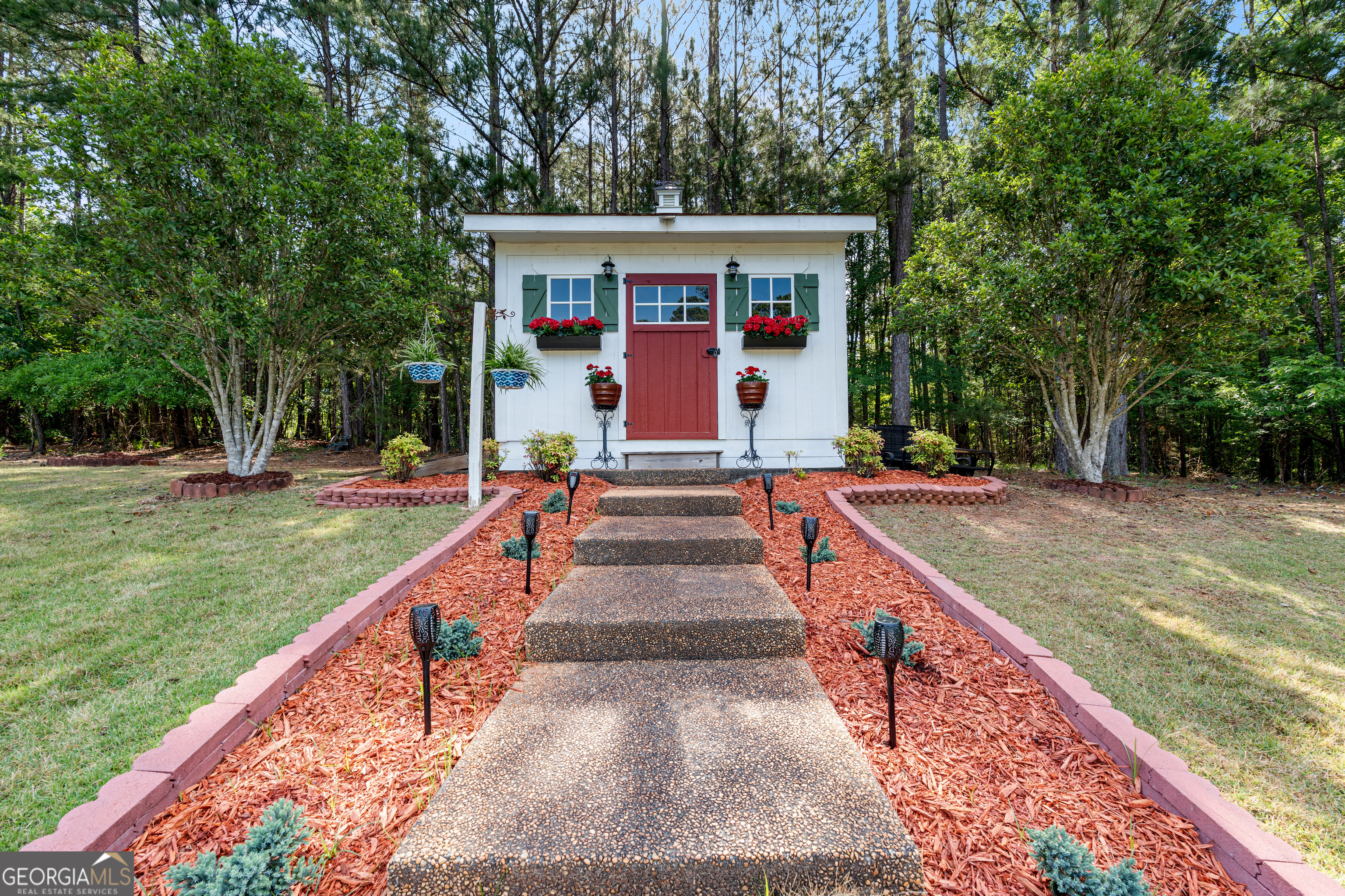 506 Riverside Drive Property Photo 47