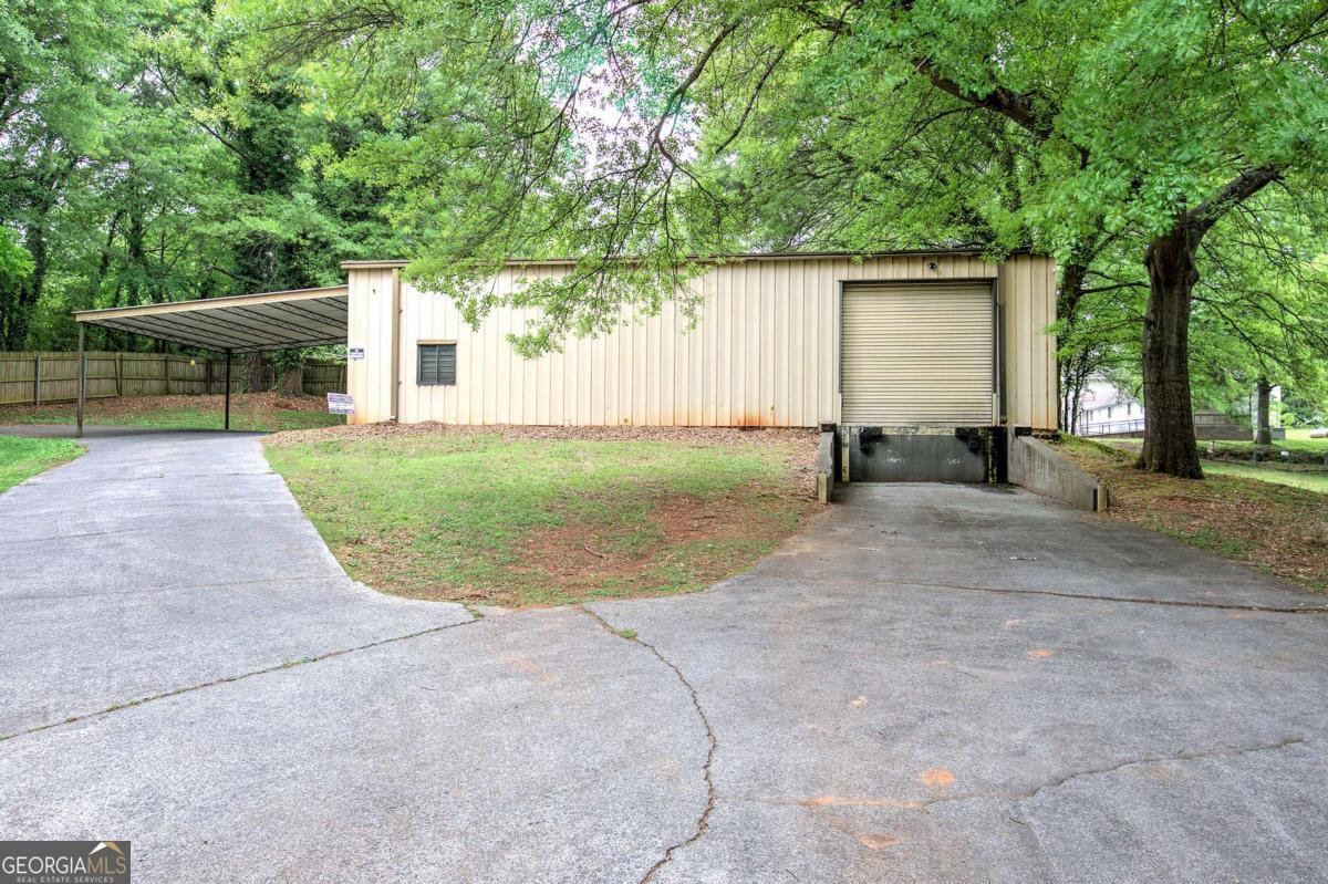 200 Rogers Road Property Photo 1