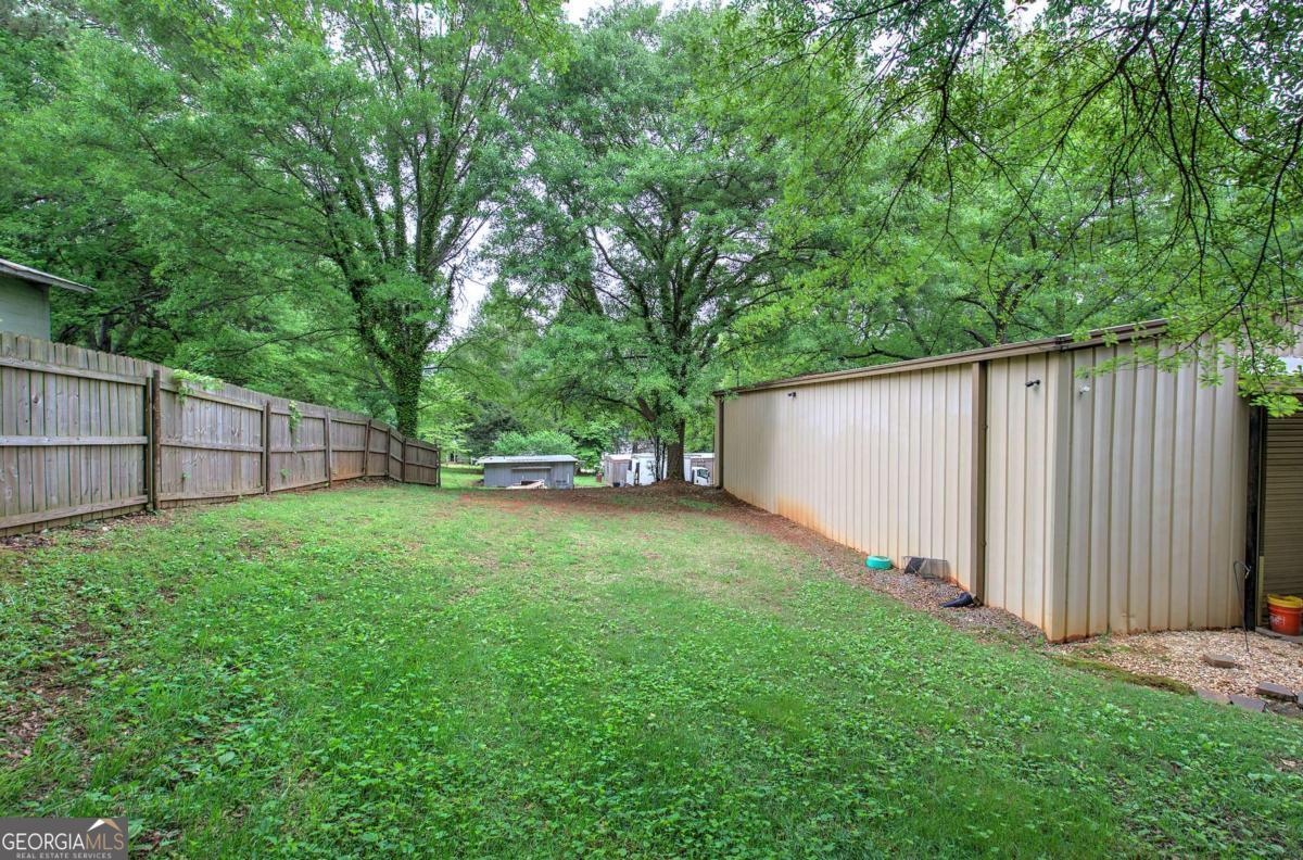 200 Rogers Road Property Photo 19