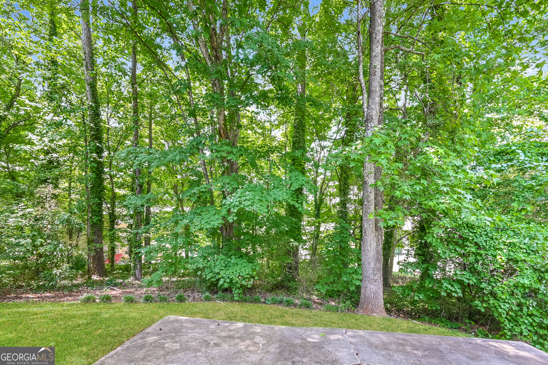1618 Golf Overlook Property Photo 3
