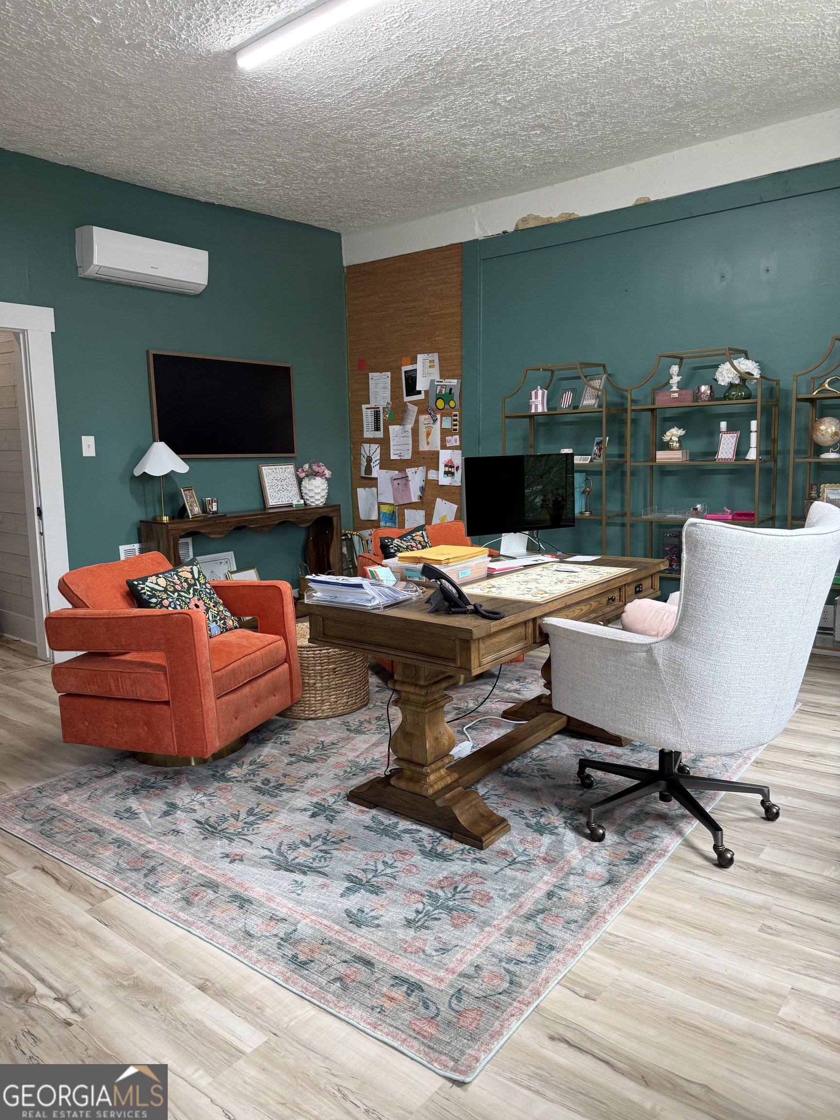16020 Barnesville Street Property Photo 5
