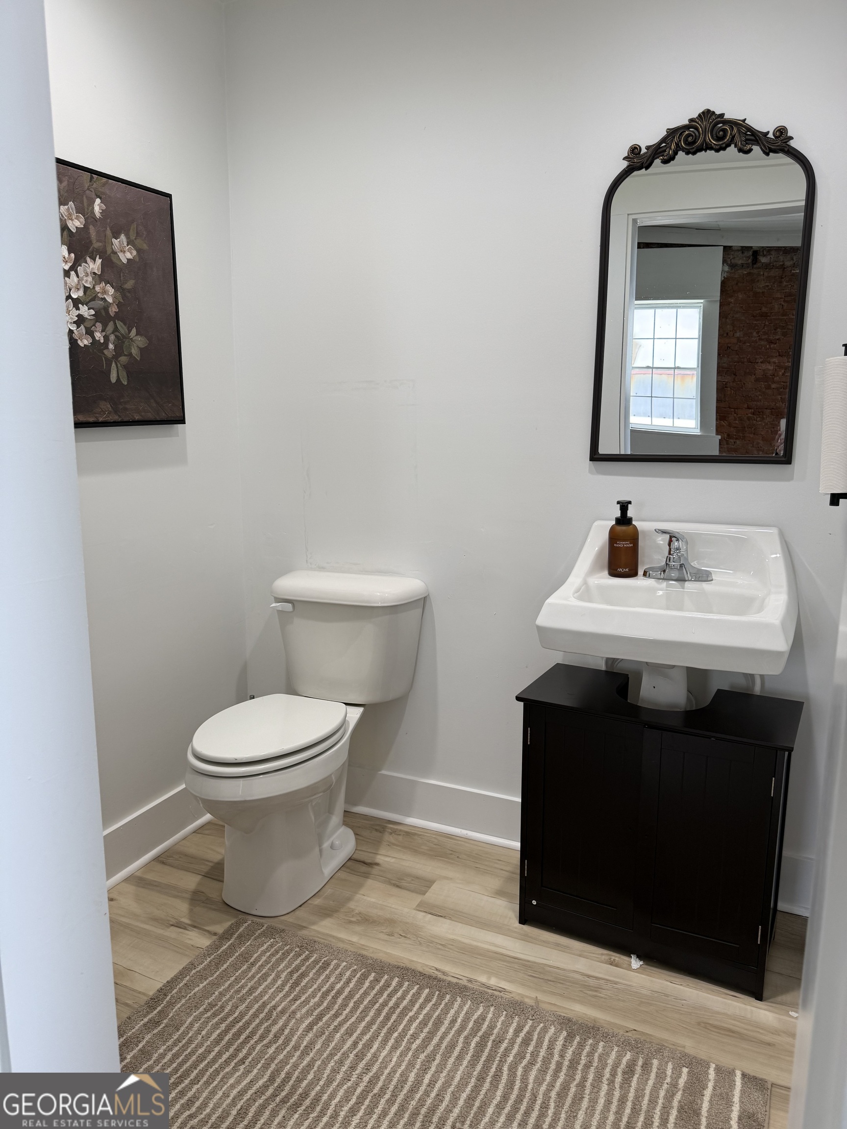 16020 Barnesville Street Property Photo 9