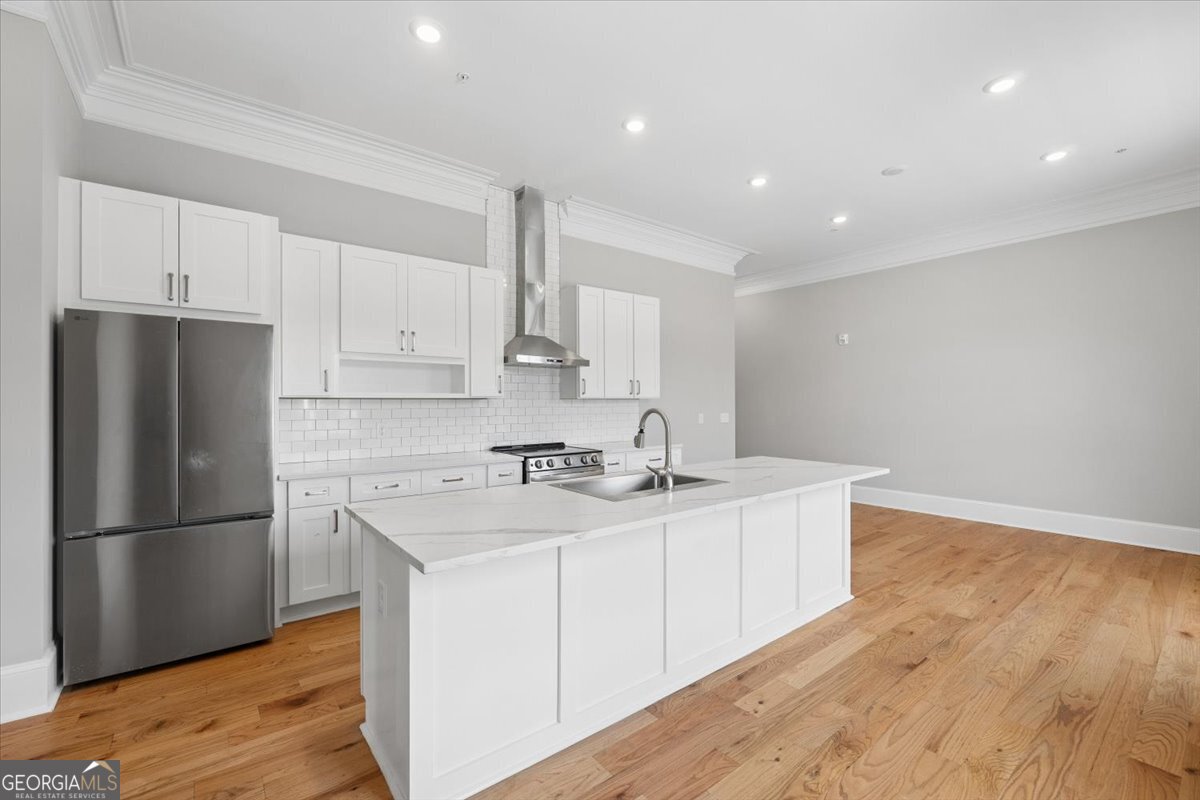200 W Washington Street Unit C Property Photo 8