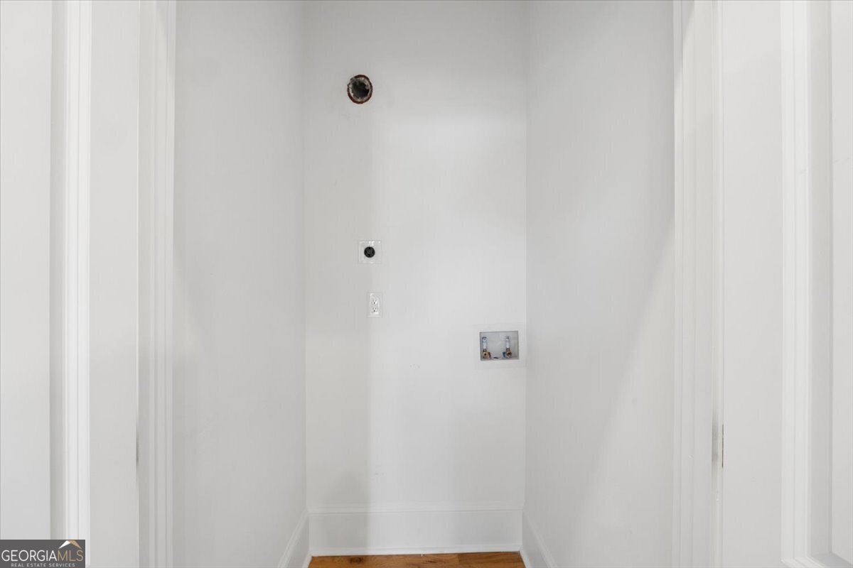 200 W Washington Street Unit C Property Photo 10
