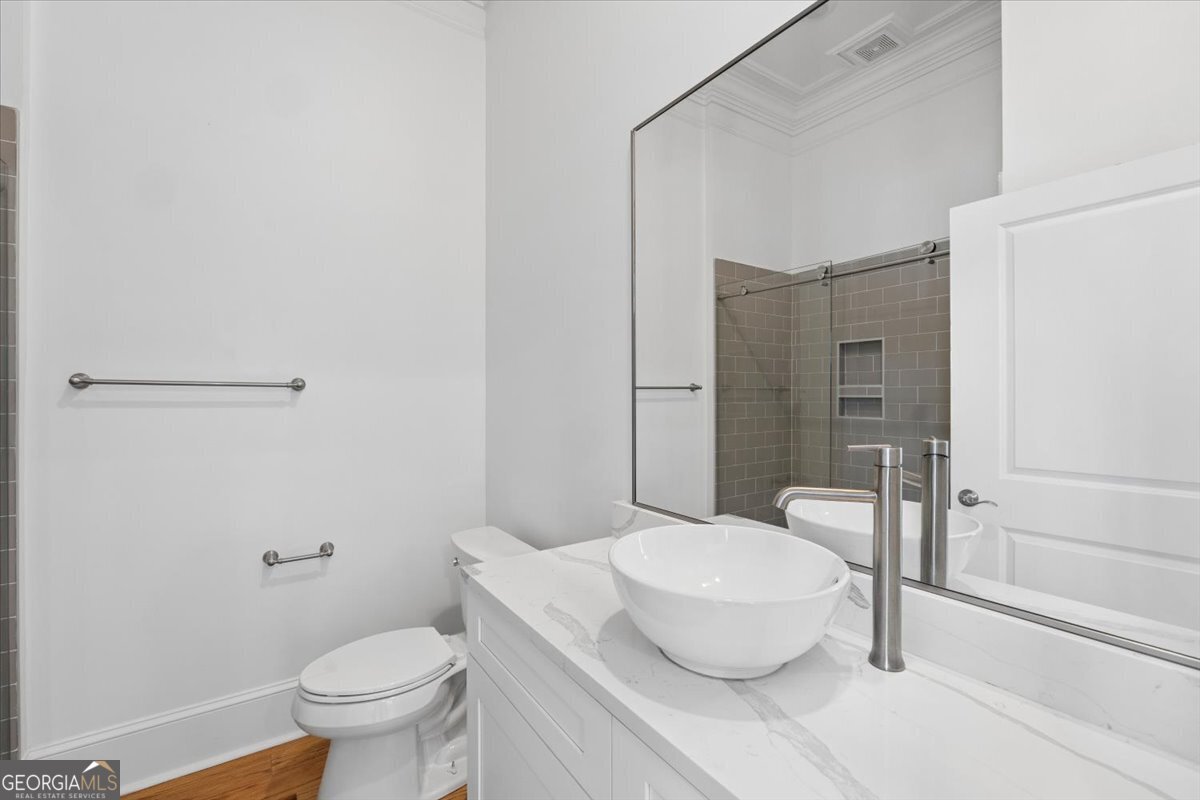 200 W Washington Street Unit C Property Photo 19
