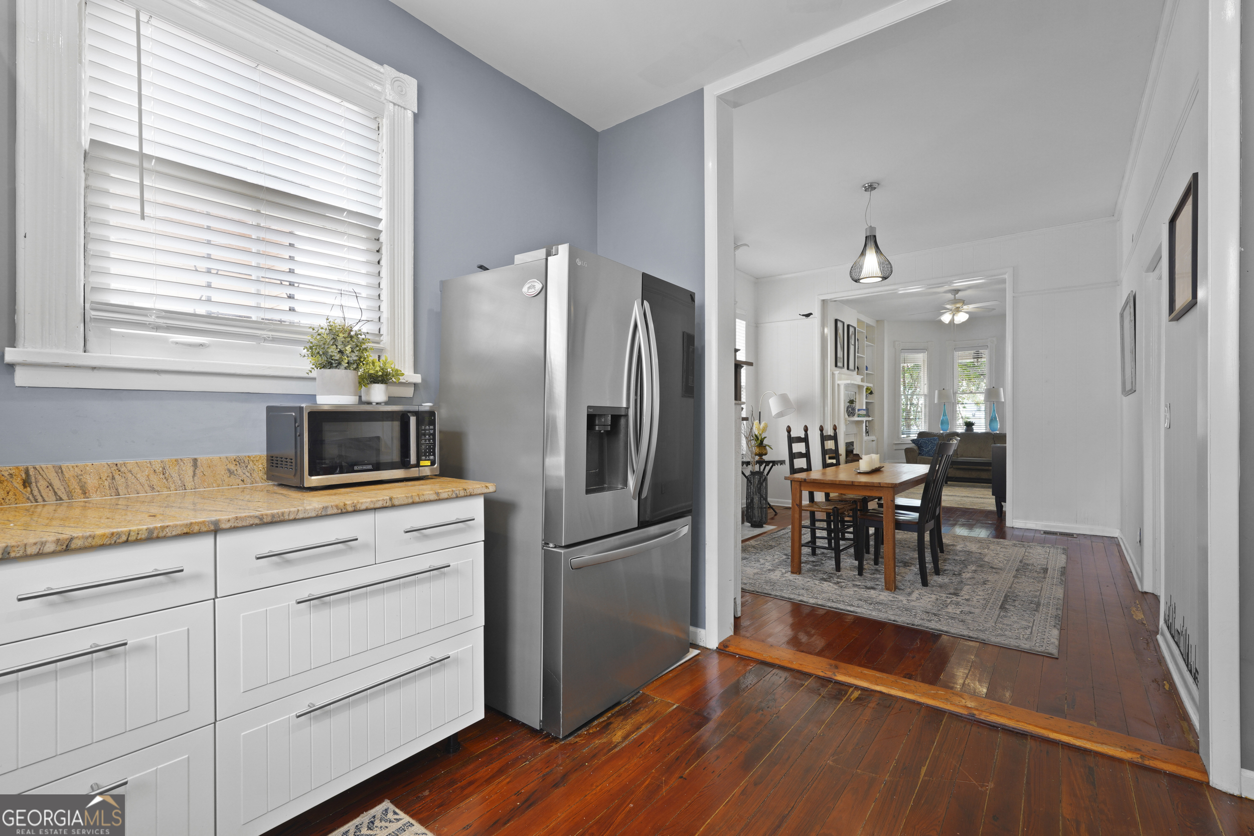 303 W 39th Street Property Photo 12