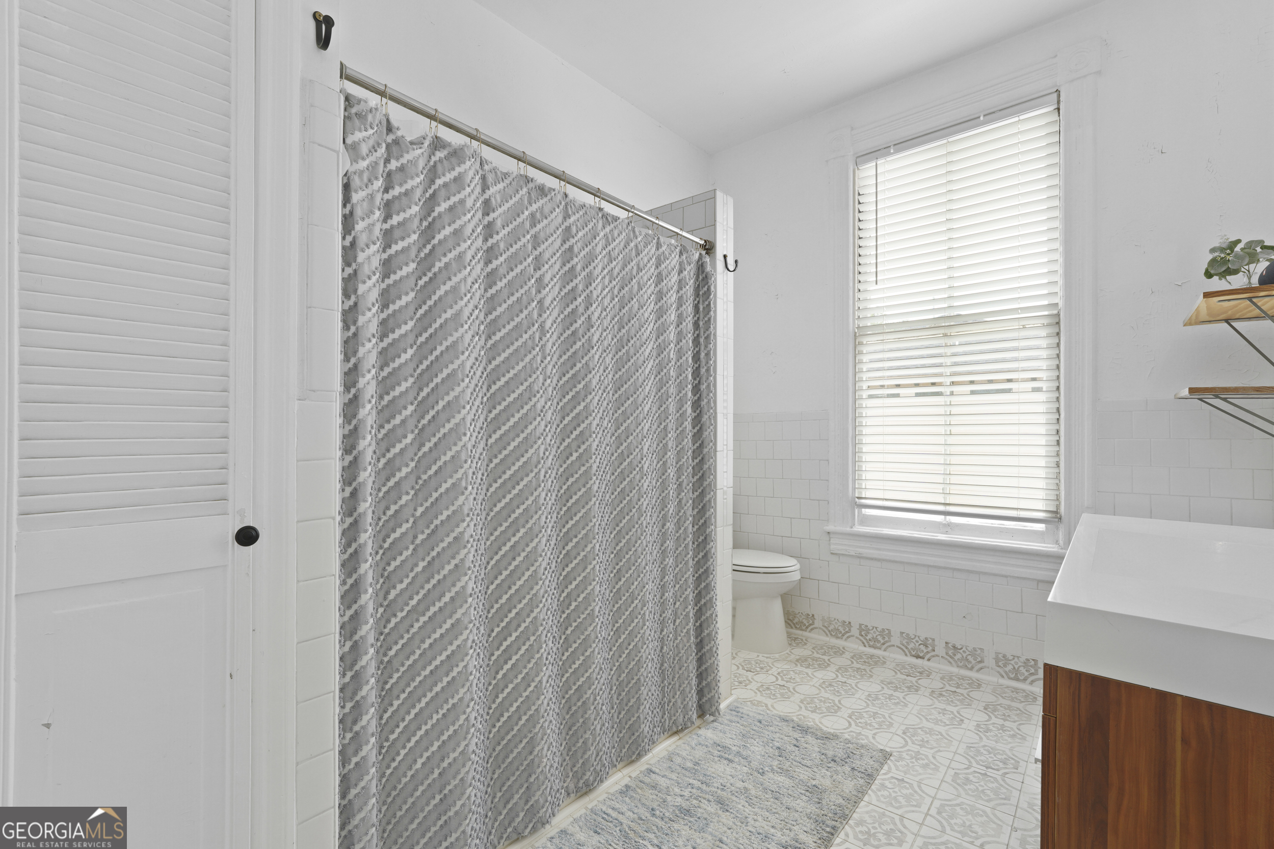 303 W 39th Street Property Photo 24